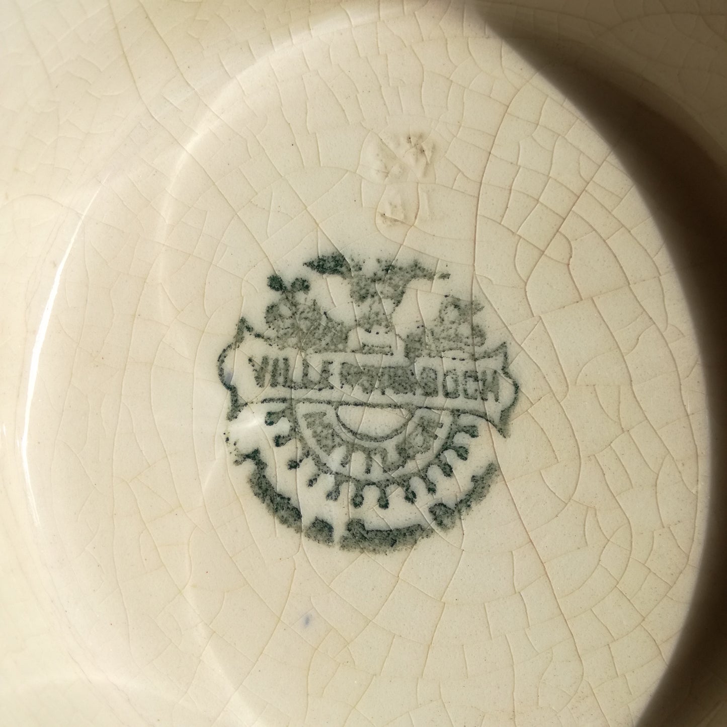 Plat sur pied Vieux Luxembourg Villeroy & Boch