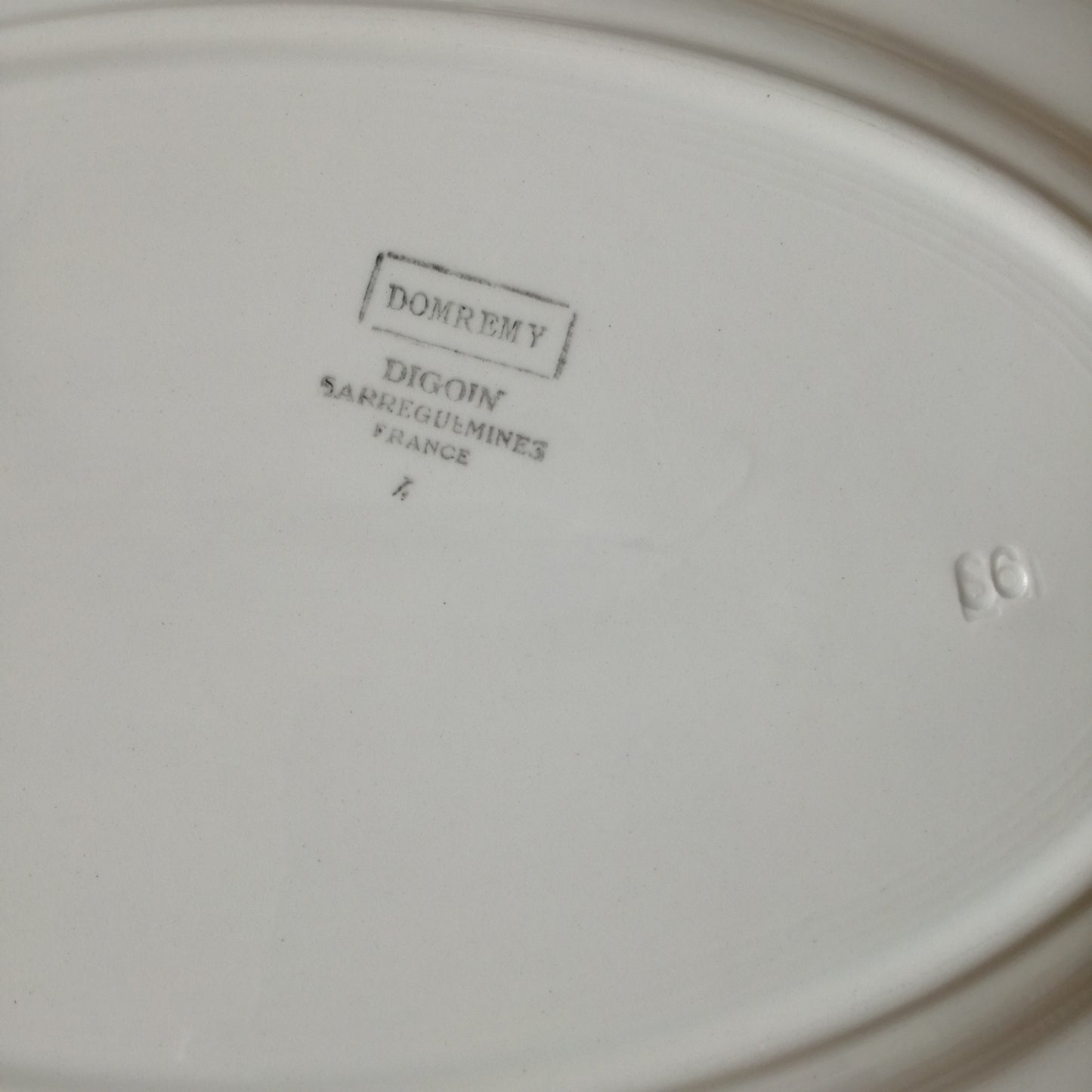Plat ovale Domremy Digoin & Sarreguemines