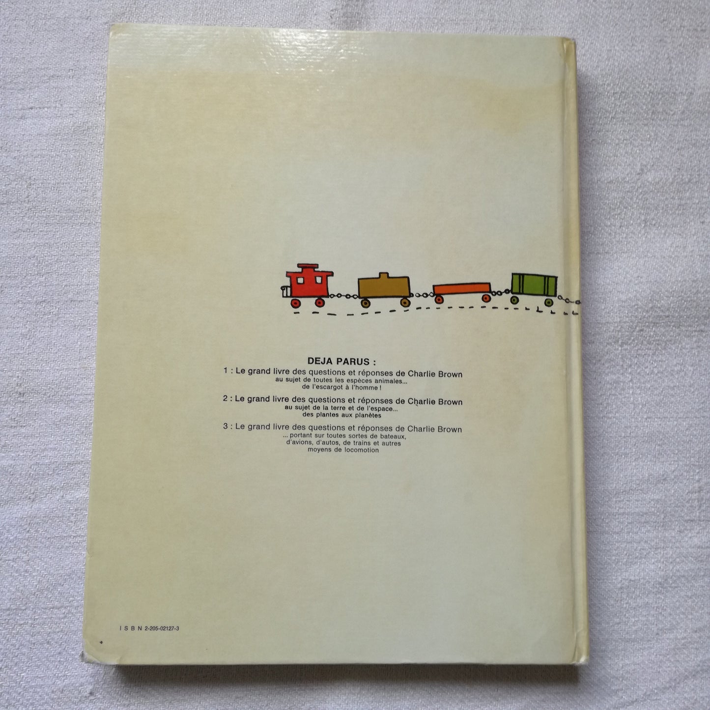 Livre jeunesse Charlie Brown Dargaud