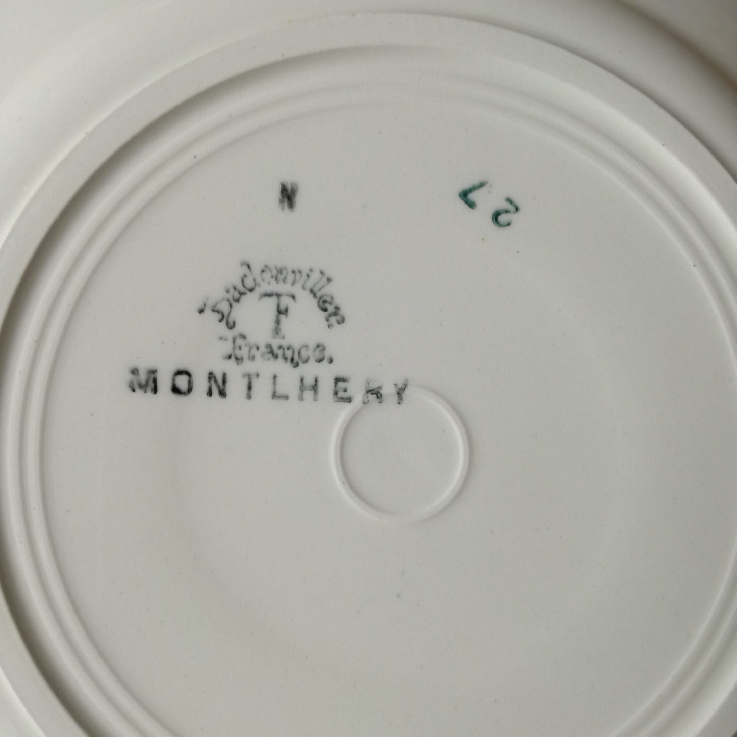 Assiette - grande plate Montlhéry Badonviller