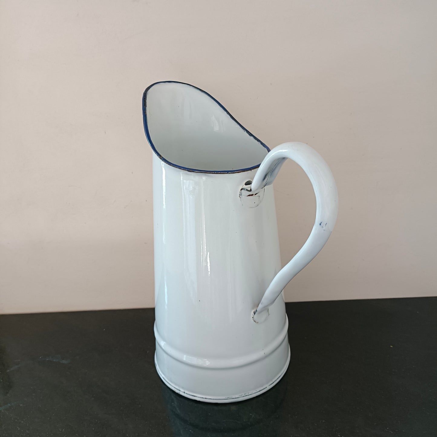 Broc de toilette