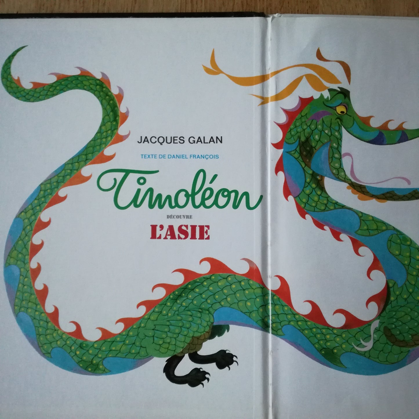 Livre jeunesse Timoléon Hachette