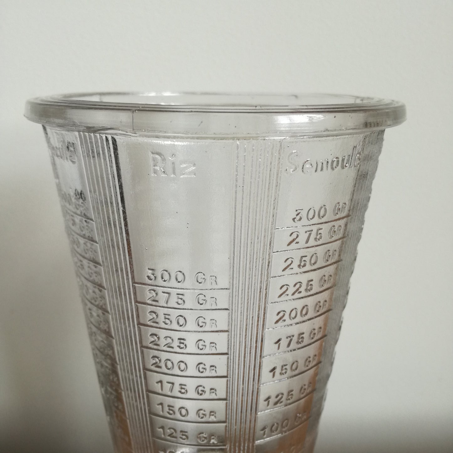 Verre doseur / mesureur Mougin
