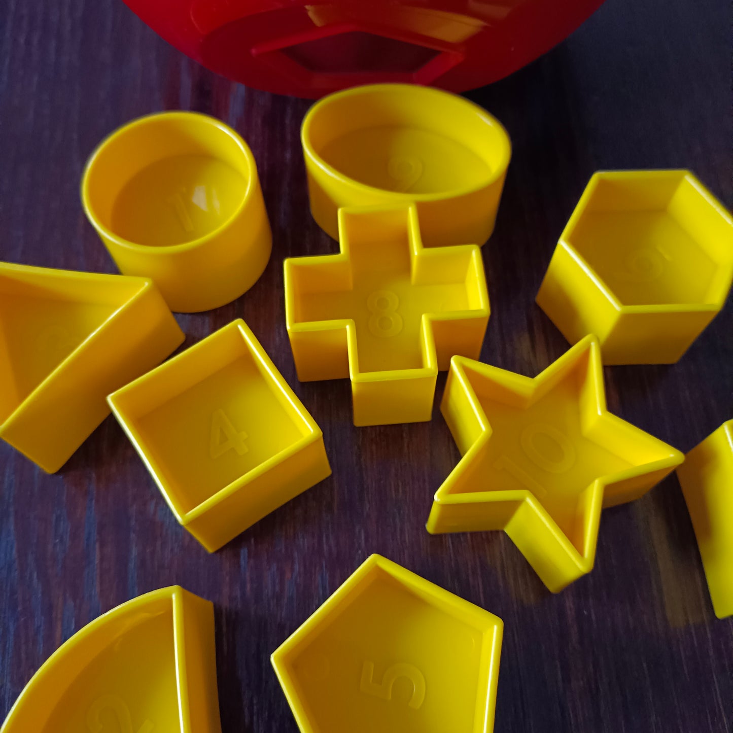 Jeu de formes Tupperware Toy