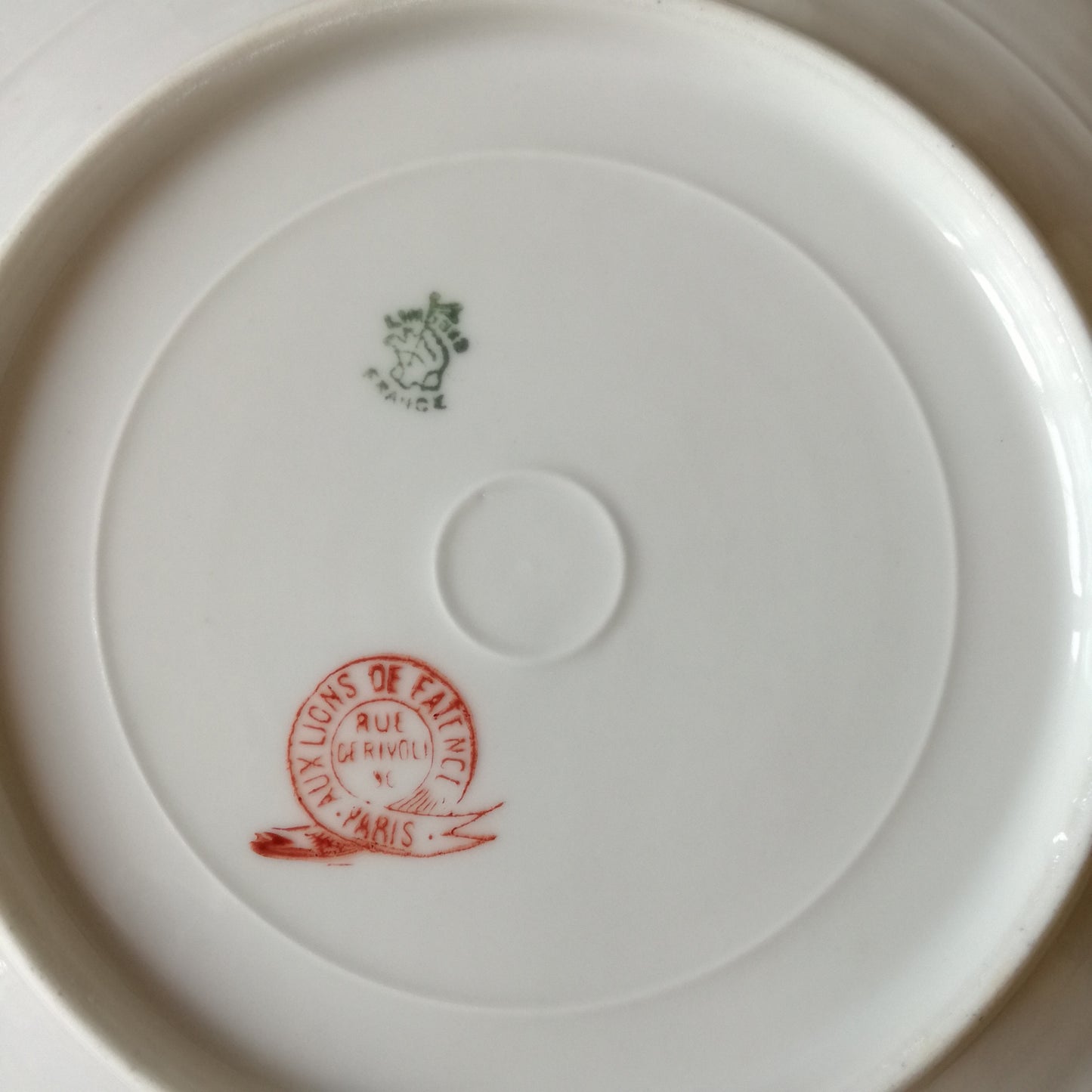 Assiette Aux Lions de Faïence