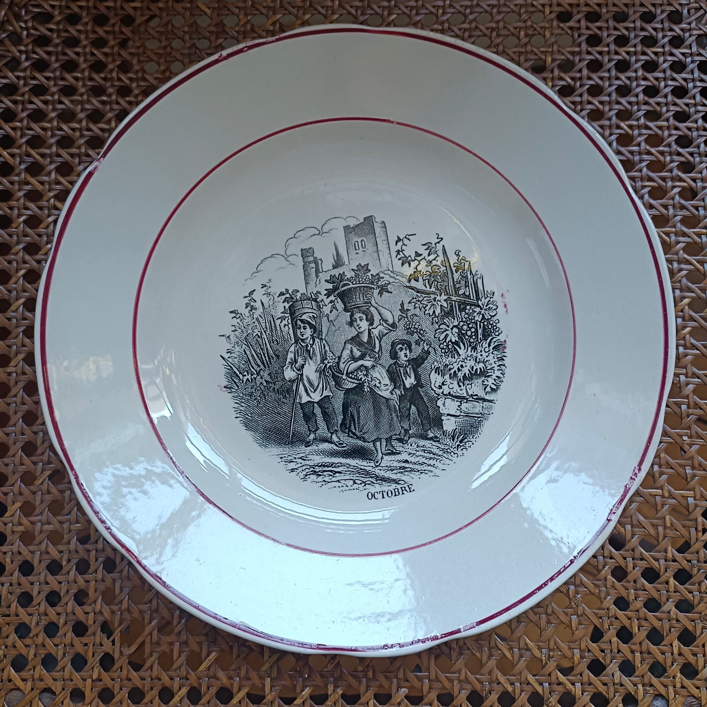Assiette parlante Les mois de l'année Pexonne - FF (Fenal Frères)