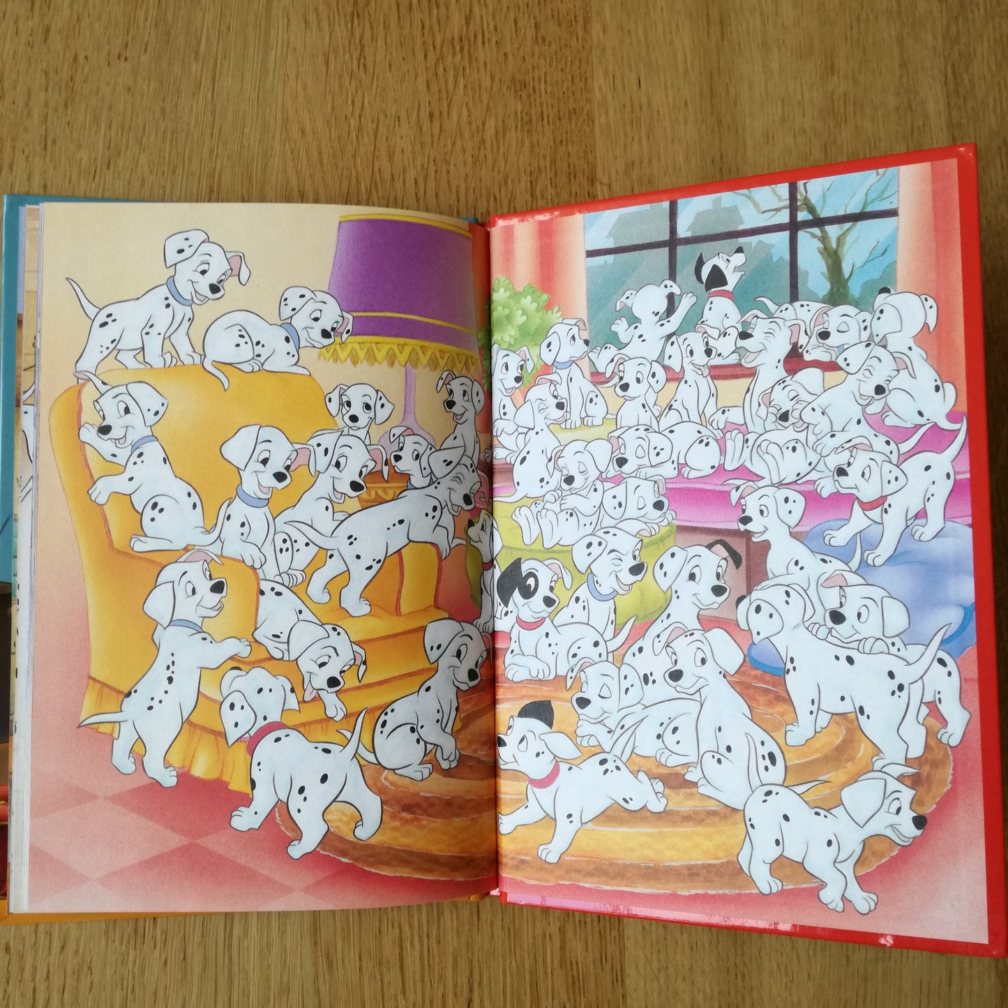 Livre jeunesse Disney Club du Livre Hachette