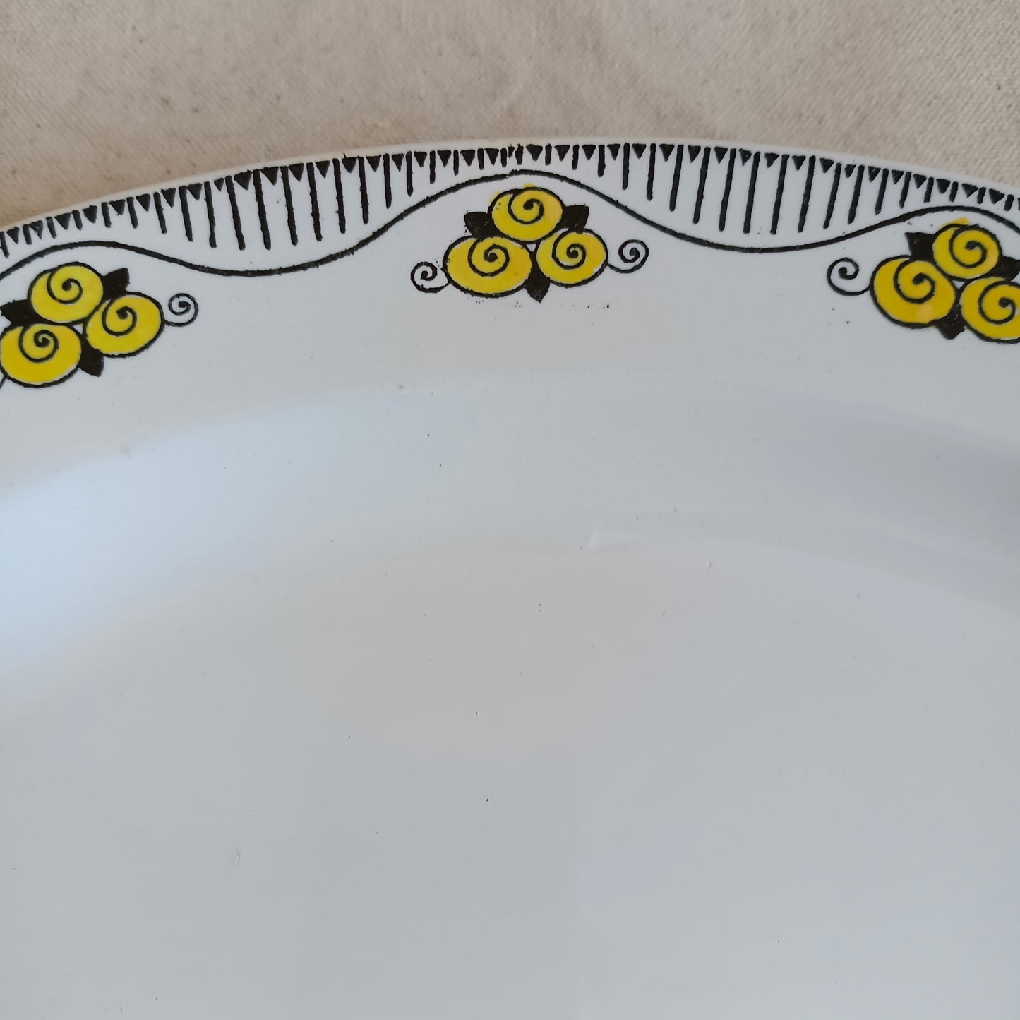 Plat ovale Pola BF - Boch Frères