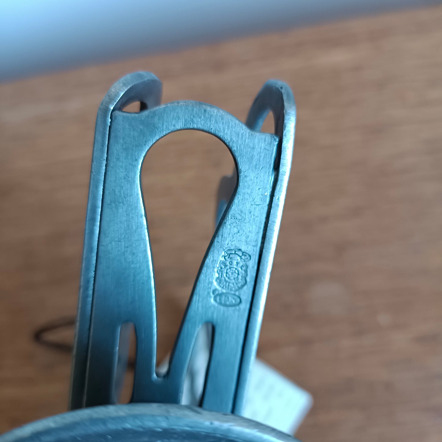 Porte-courrier / lettre Étains à la Rose