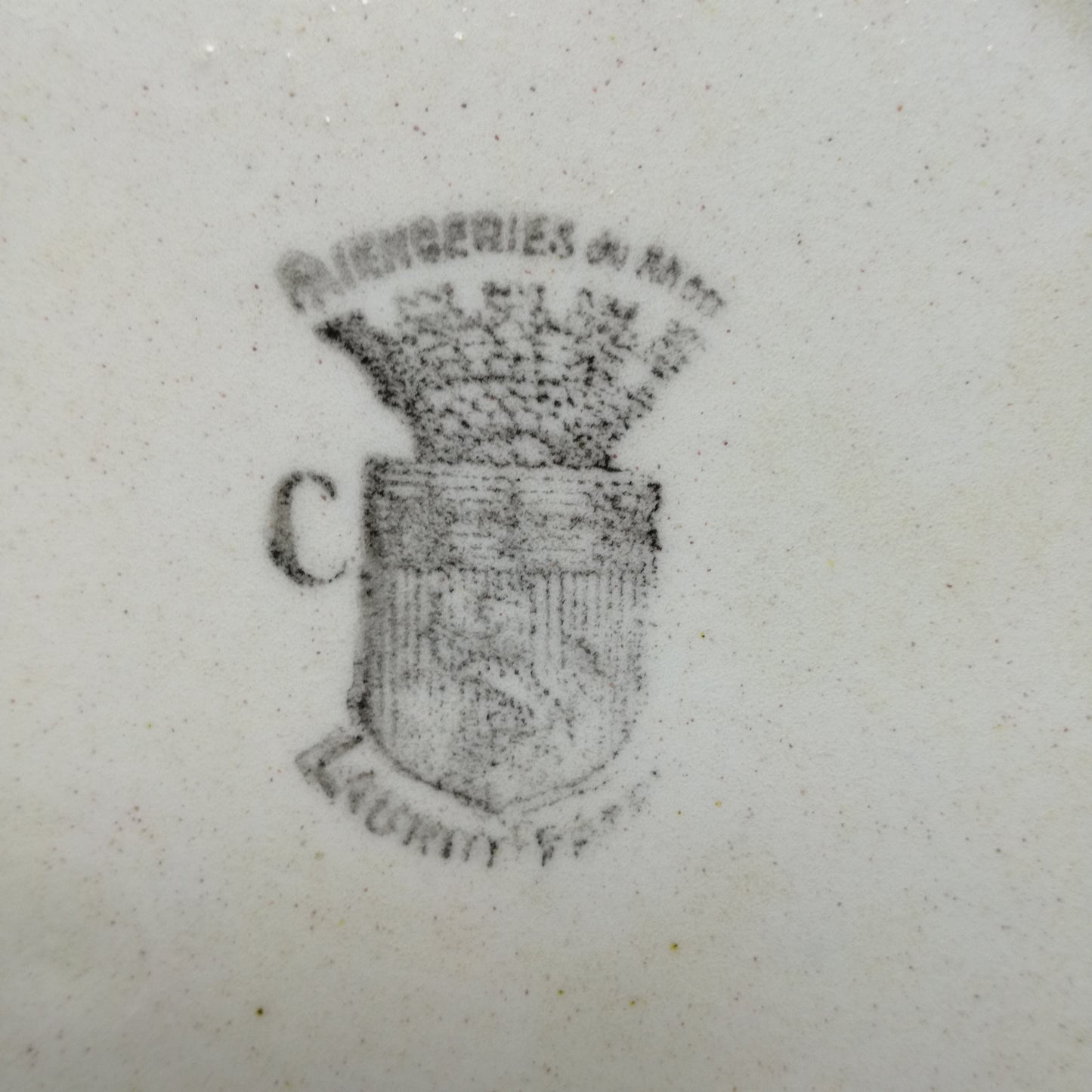 Plat Faïenceries du Rhône - Labrut Frères
