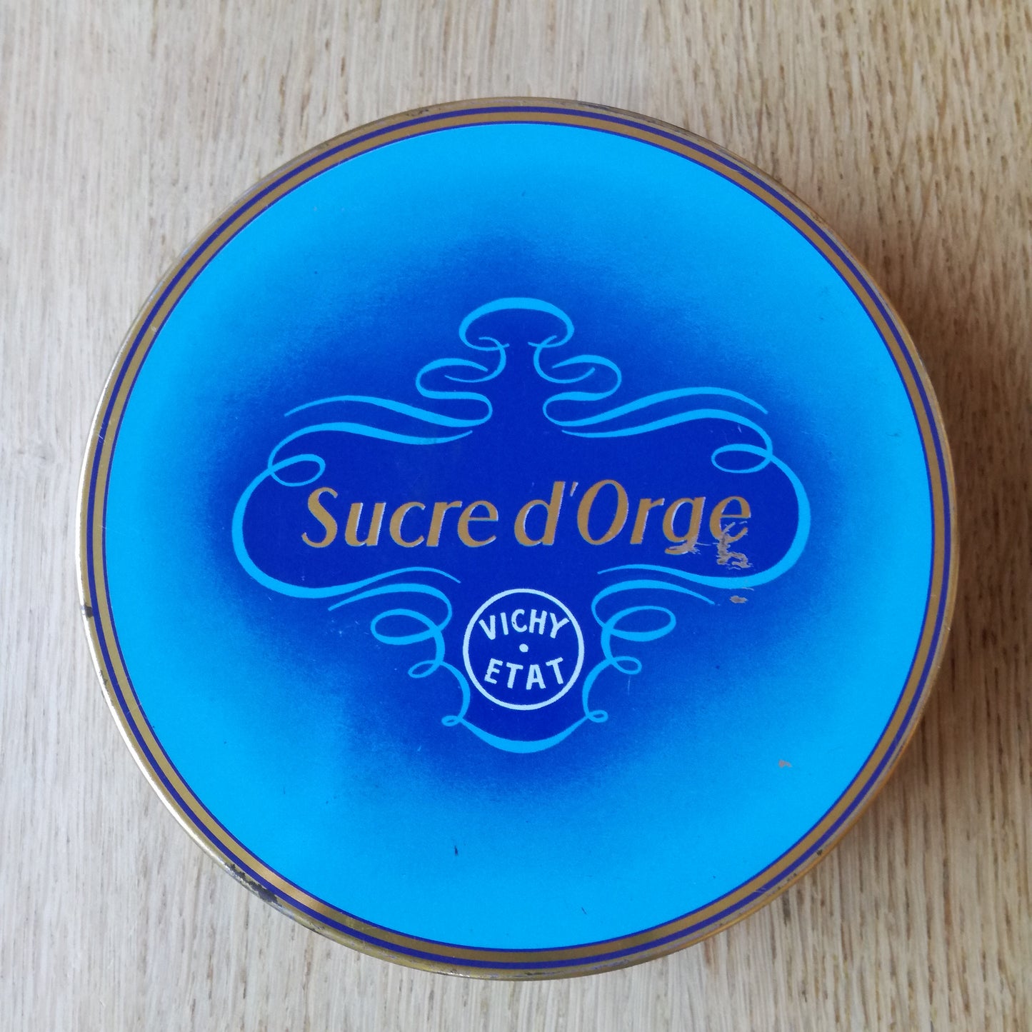 2 boîtes en métal bleu, Sucre d'Orge, Vichy - État