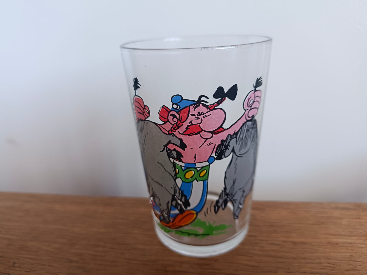 Verre à moutarde Obélix et 2 sangliers, VMC