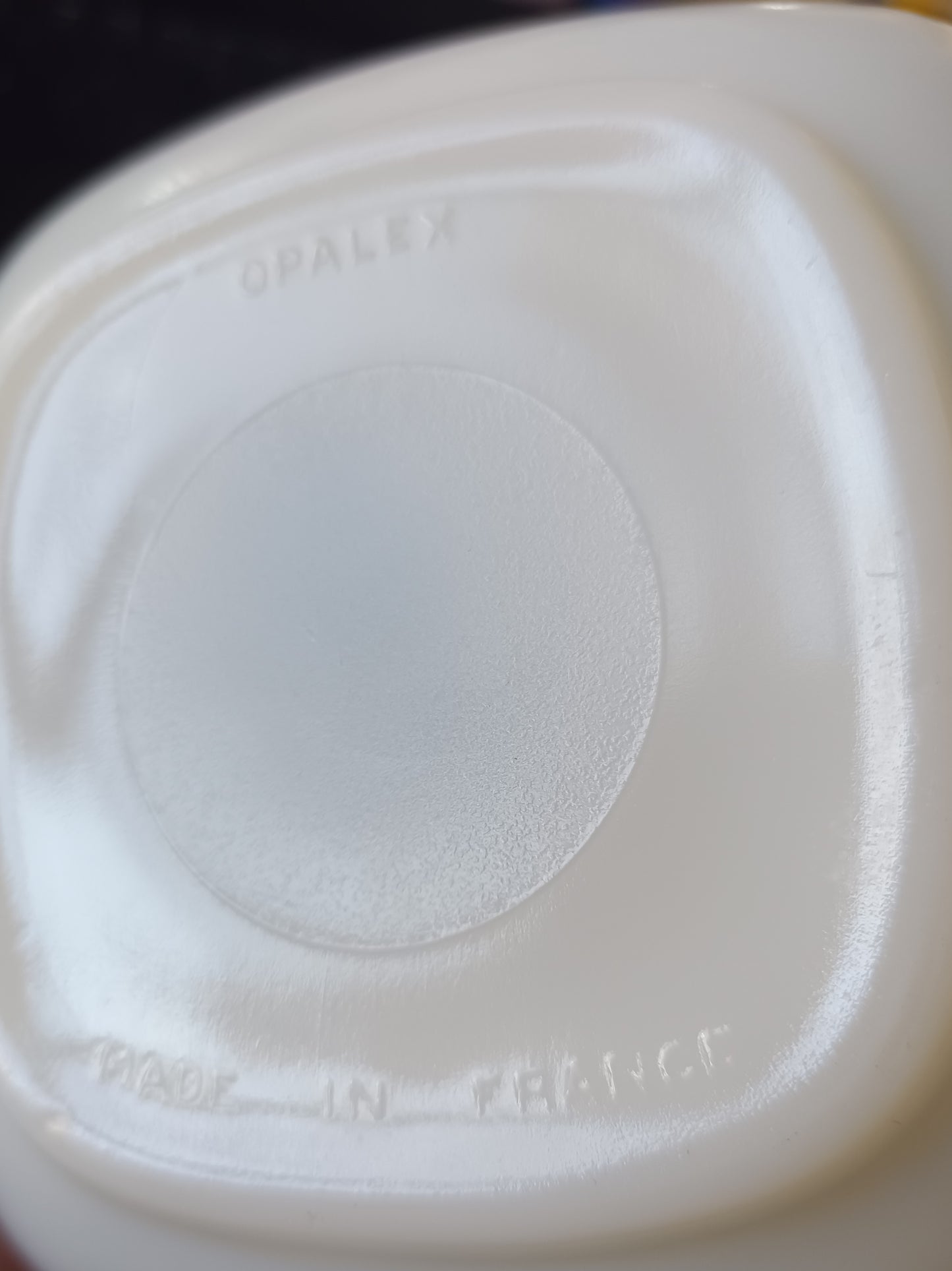 Coupelle publicitaire restaurant Kettner's, Soho London, Opalex