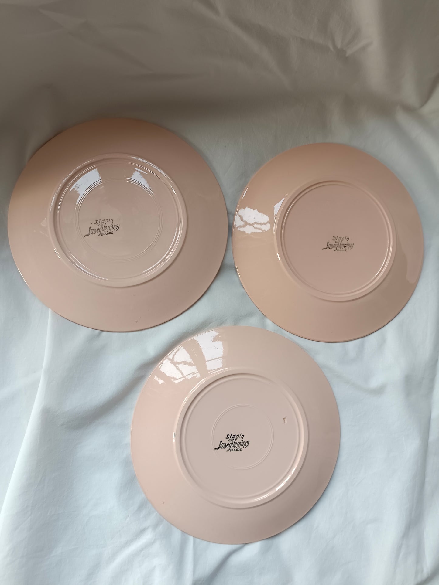 3 assiettes à dessert rose poudré Digoin & Sarreguemines