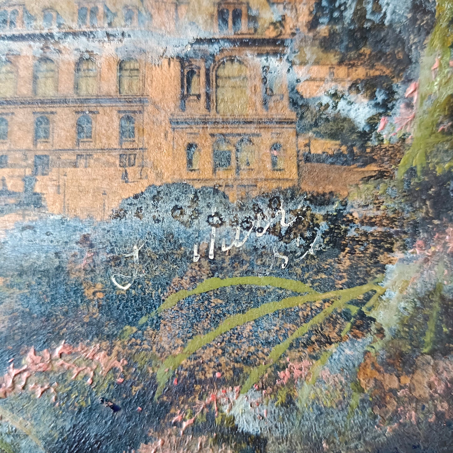 Plaque