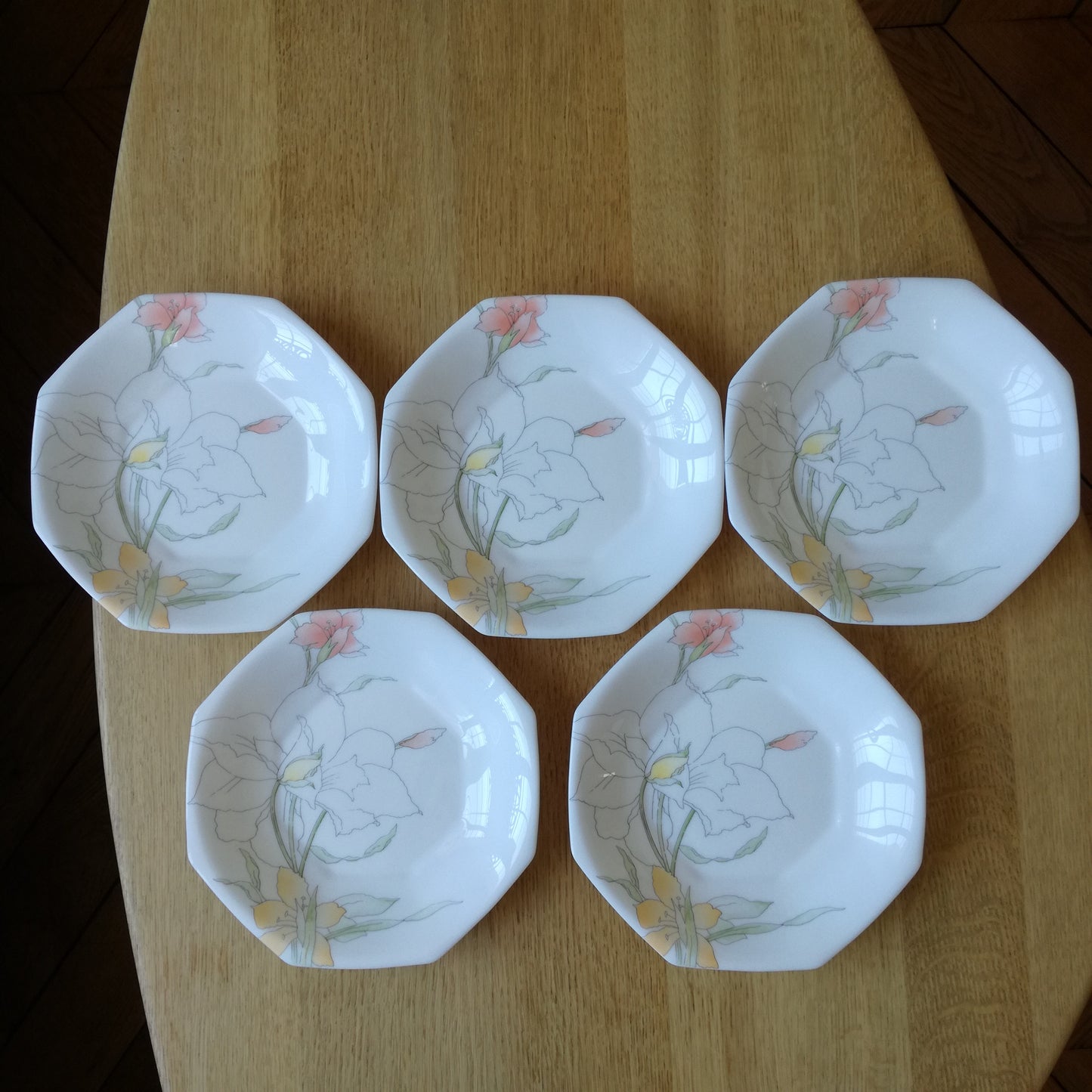 Assiette - creuse / calotte Arcopal