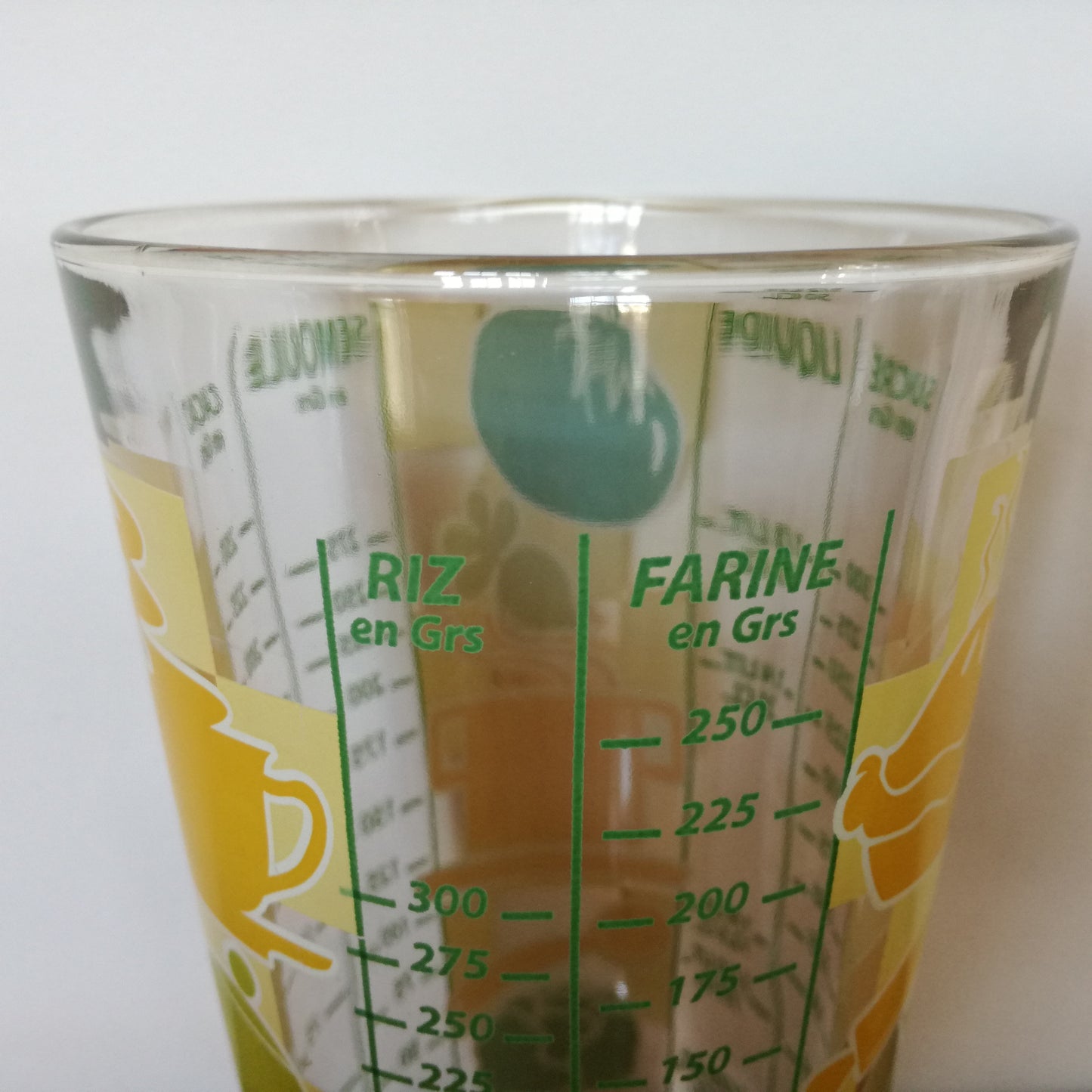 Verre doseur / mesureur