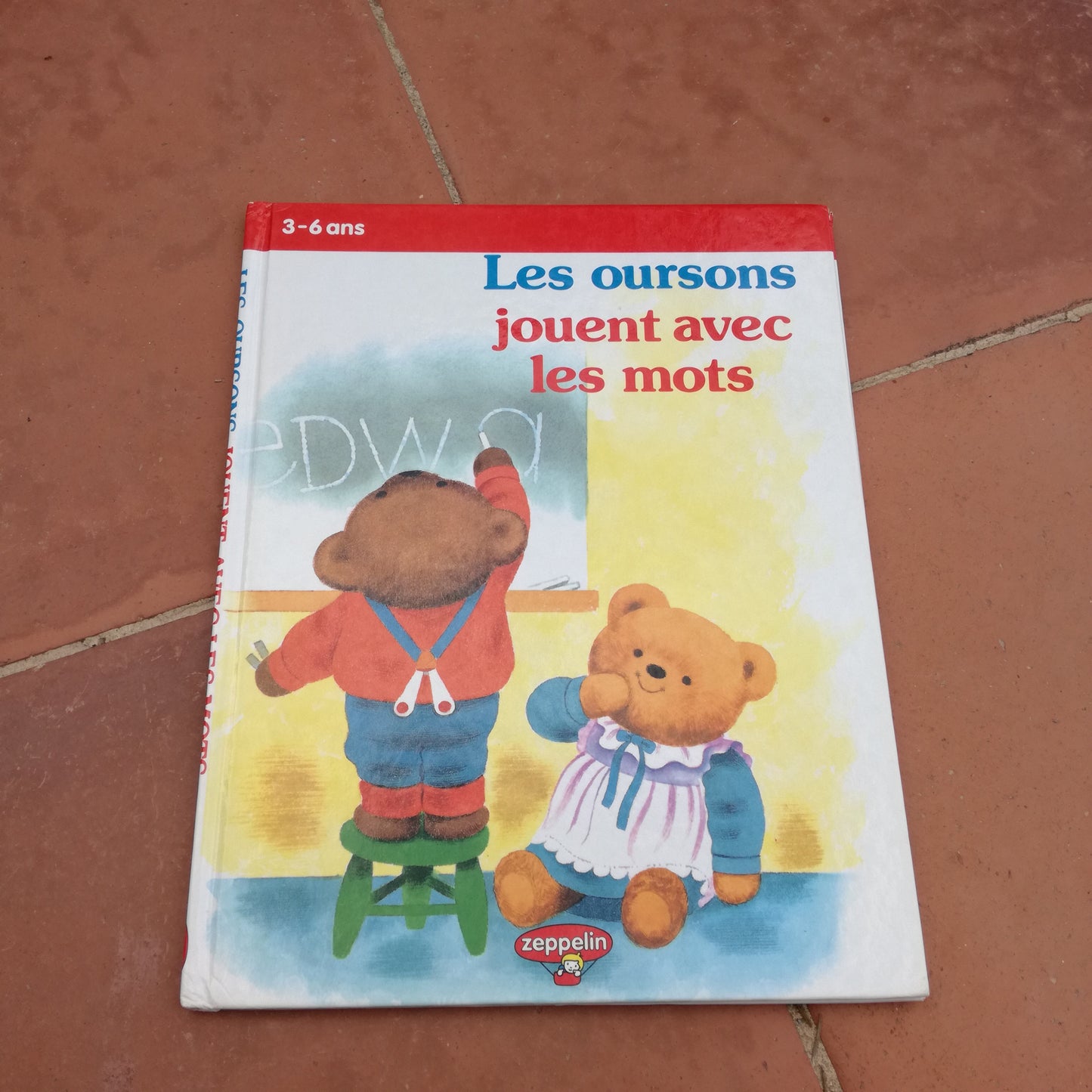 Livre jeunesse Les oursons... Zeppelin