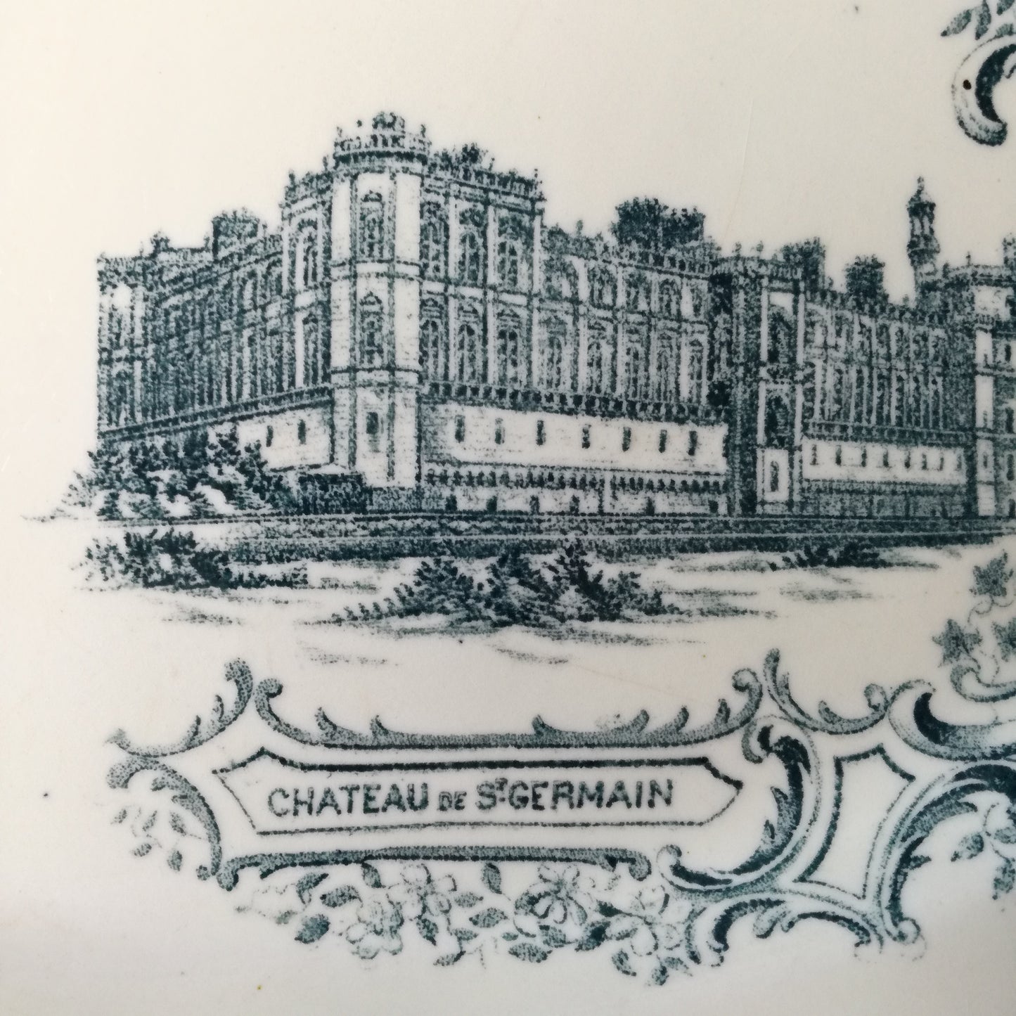 Plat ovale Châteaux Clairefontaine