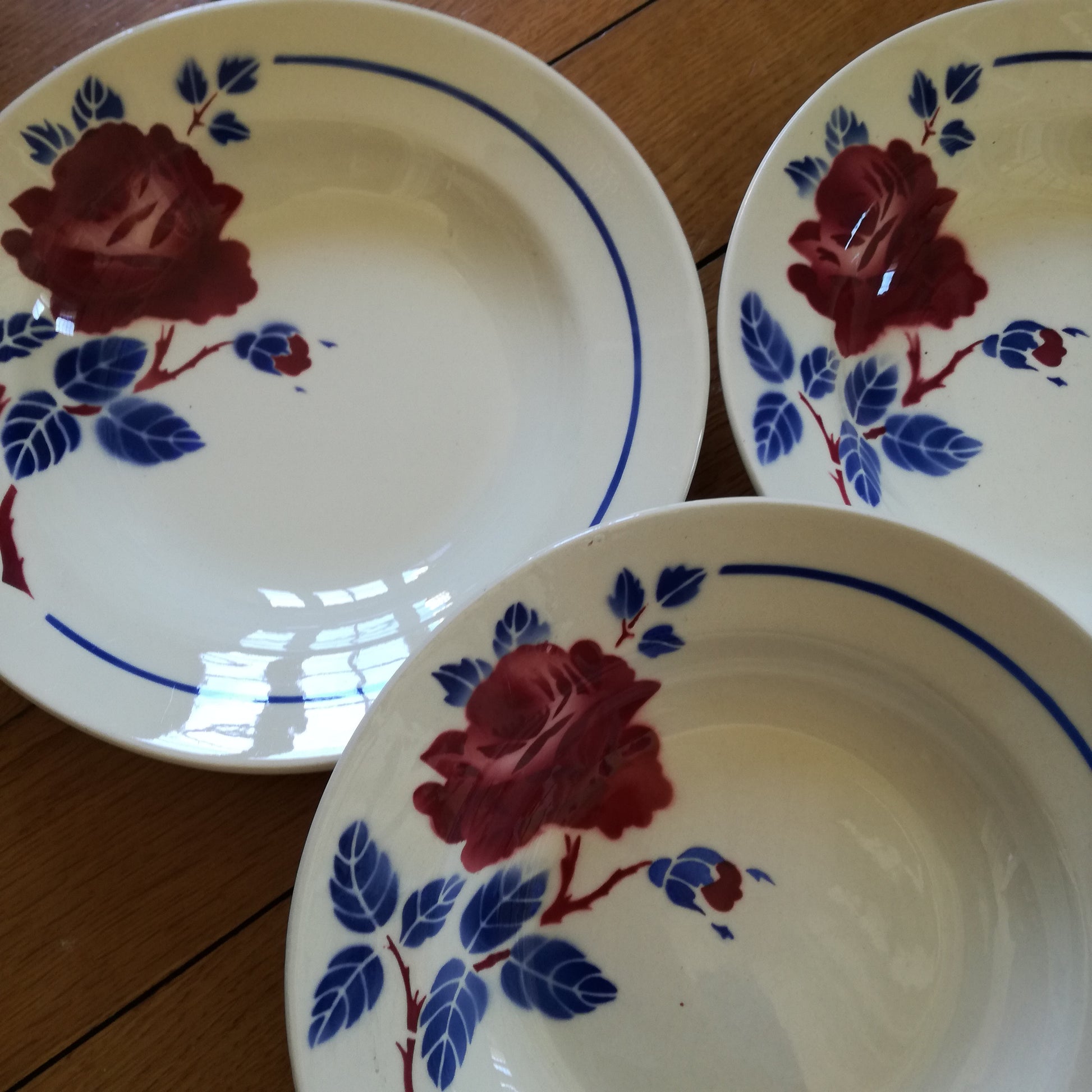 Assiette - creuse / calotte Chantal Lunéville (K & G - Keller & Guérin)