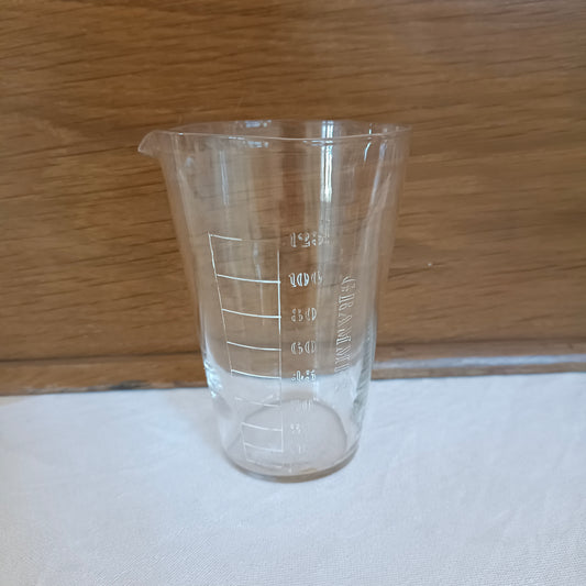 Verre doseur / mesureur  