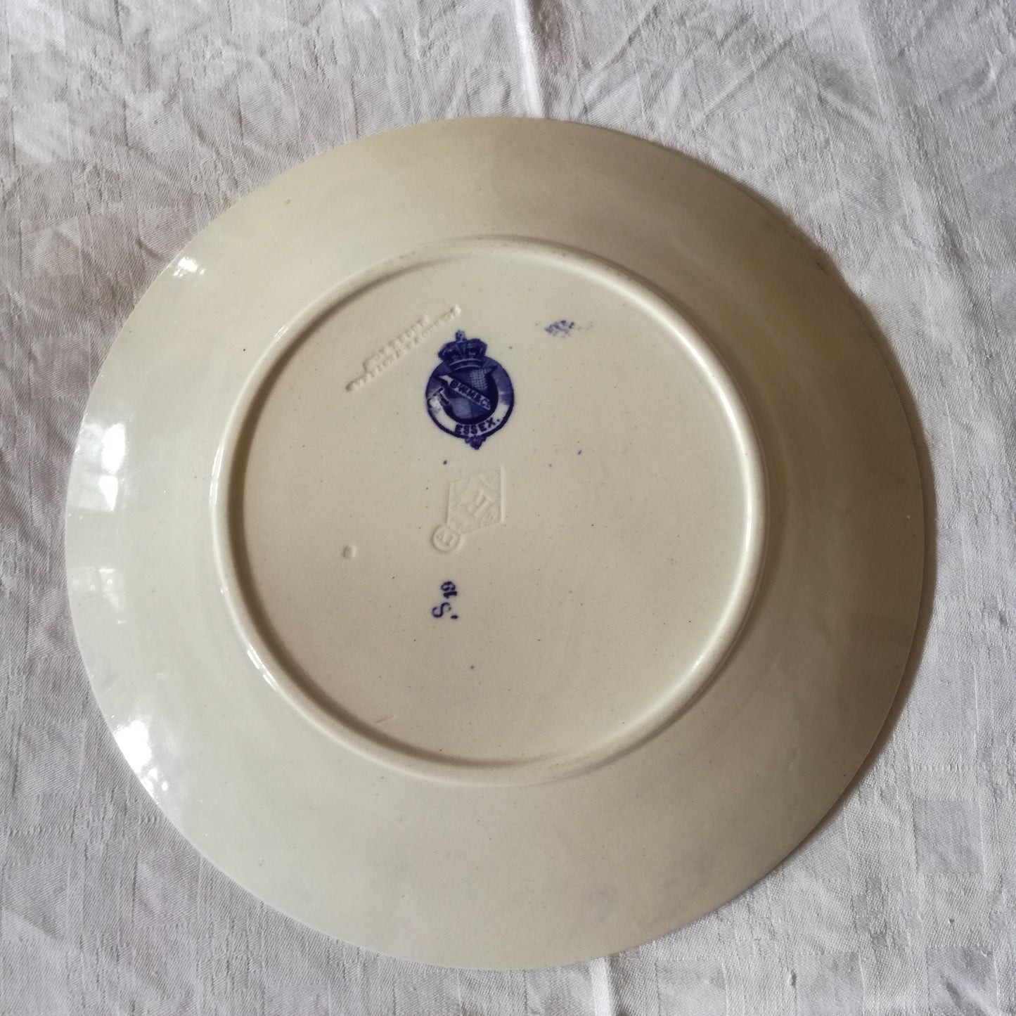 Assiette - grande plate Essex BWM & Co - Brown Westhead Moore (GB)