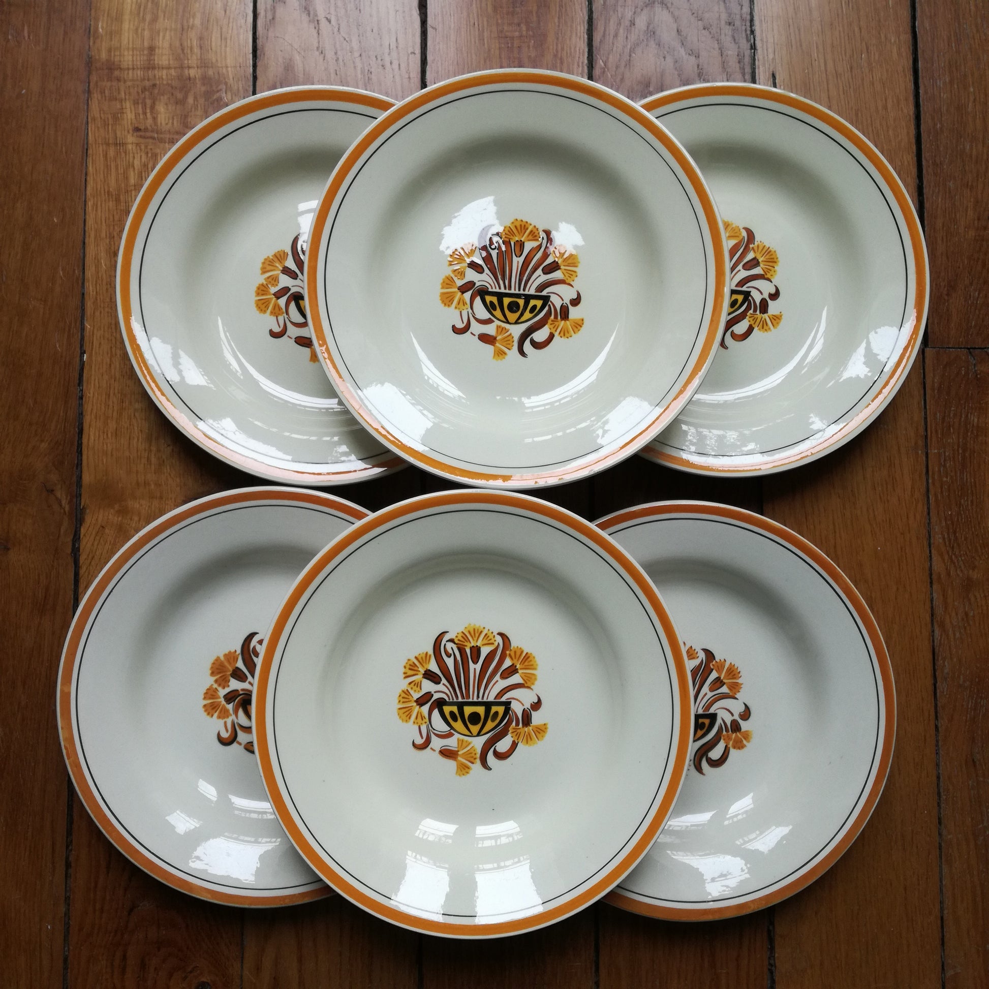 Assiette - creuse / calotte Œillet Creil & Montereau