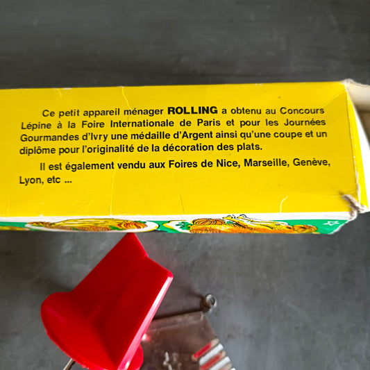 Vaisselle de cuisine  Rolling
