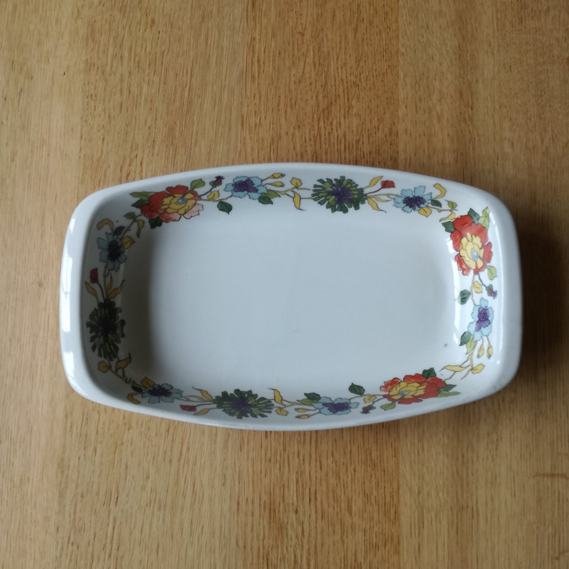Vaisselle de cuisine Fleurs persanes Porcelaine de Paris