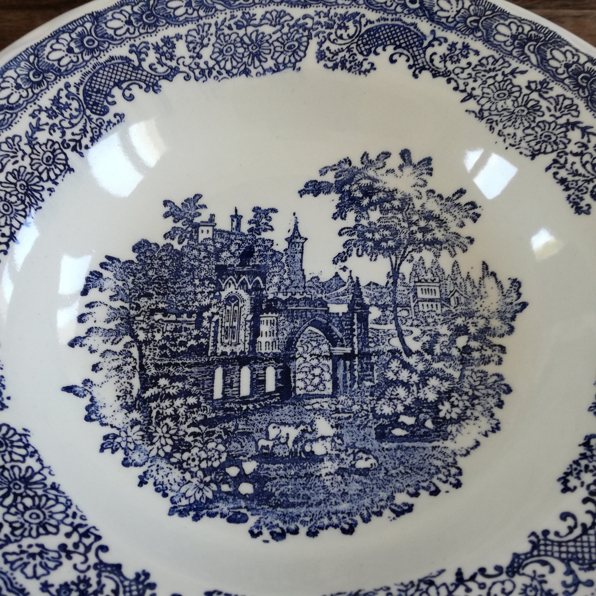 Assiette - creuse / calotte  Villanova Mondovi