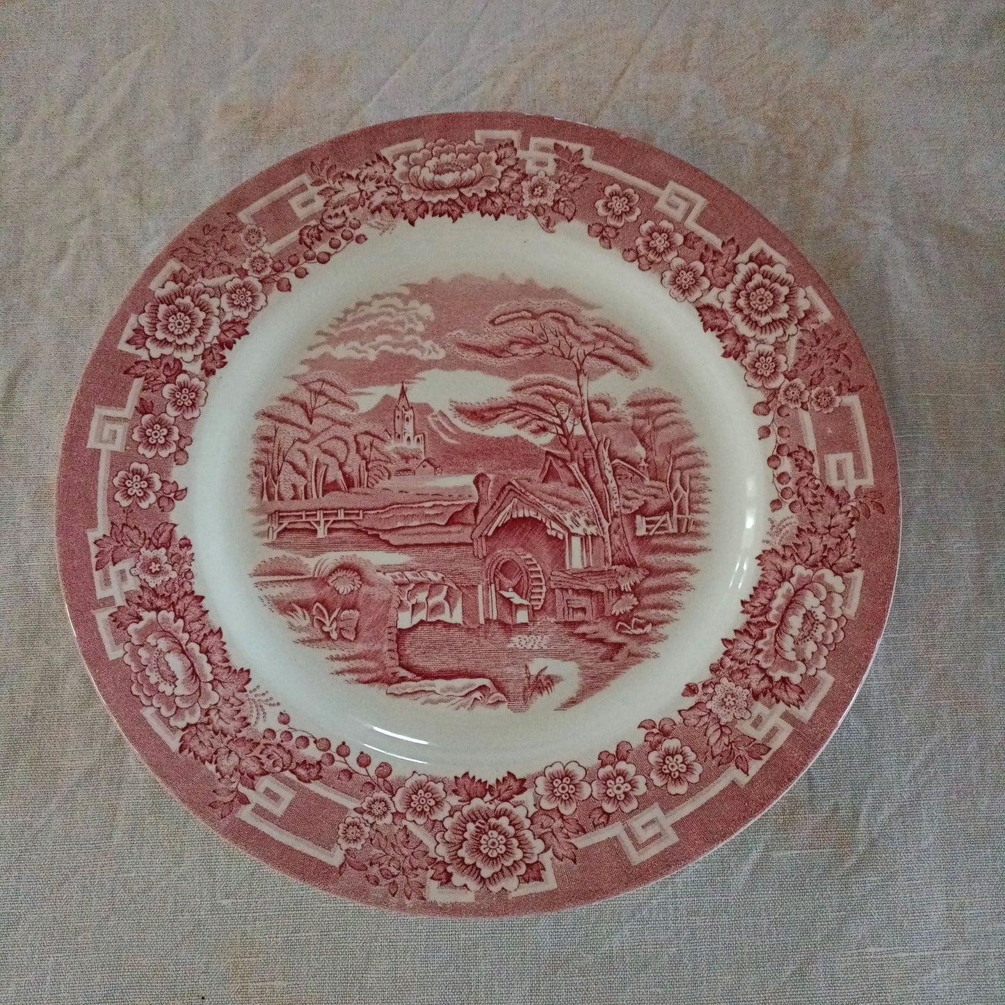 Assiette - grande plate  Barratts (GB)