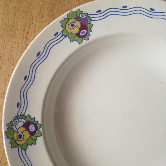 Assiette - creuse / calotte  