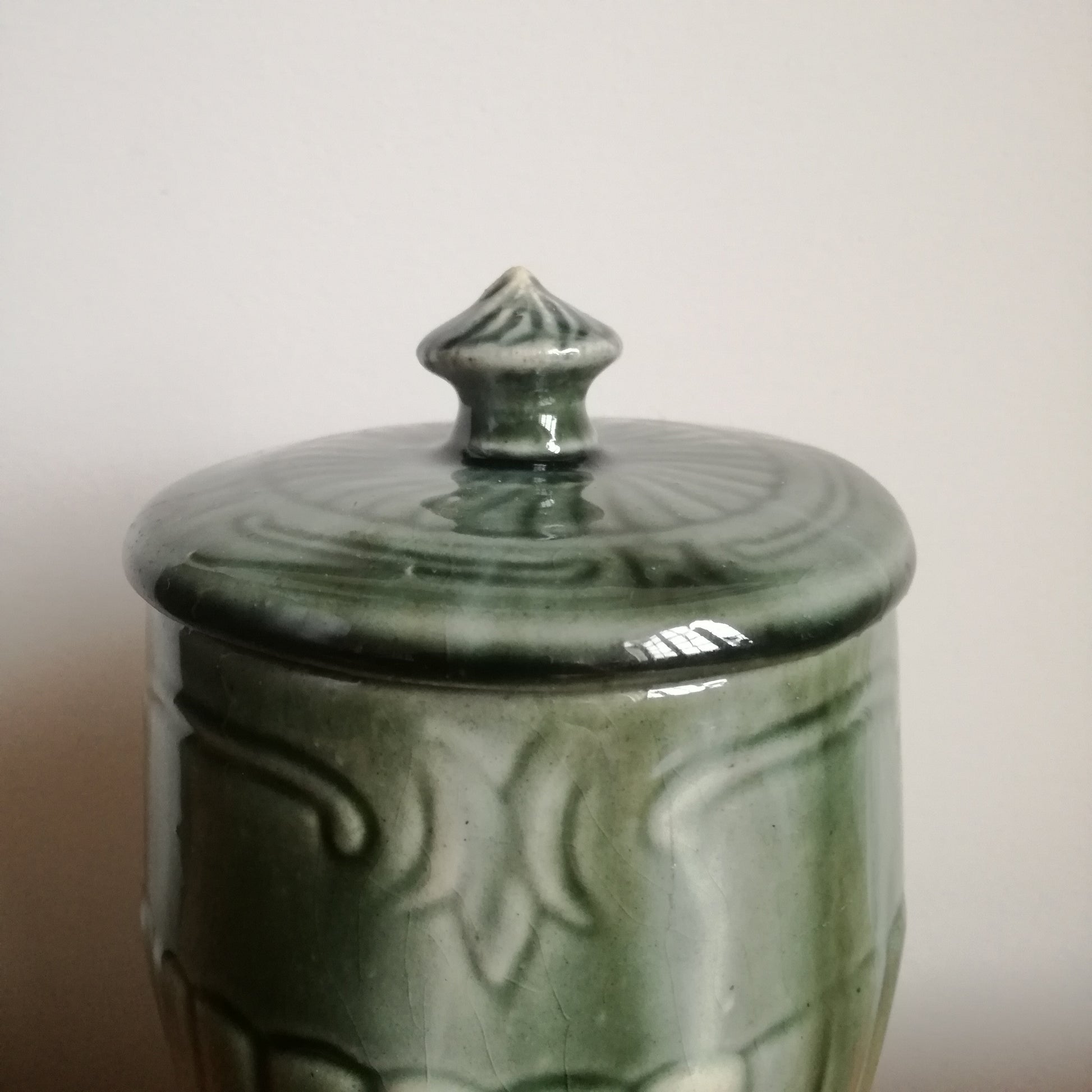 Pot  
