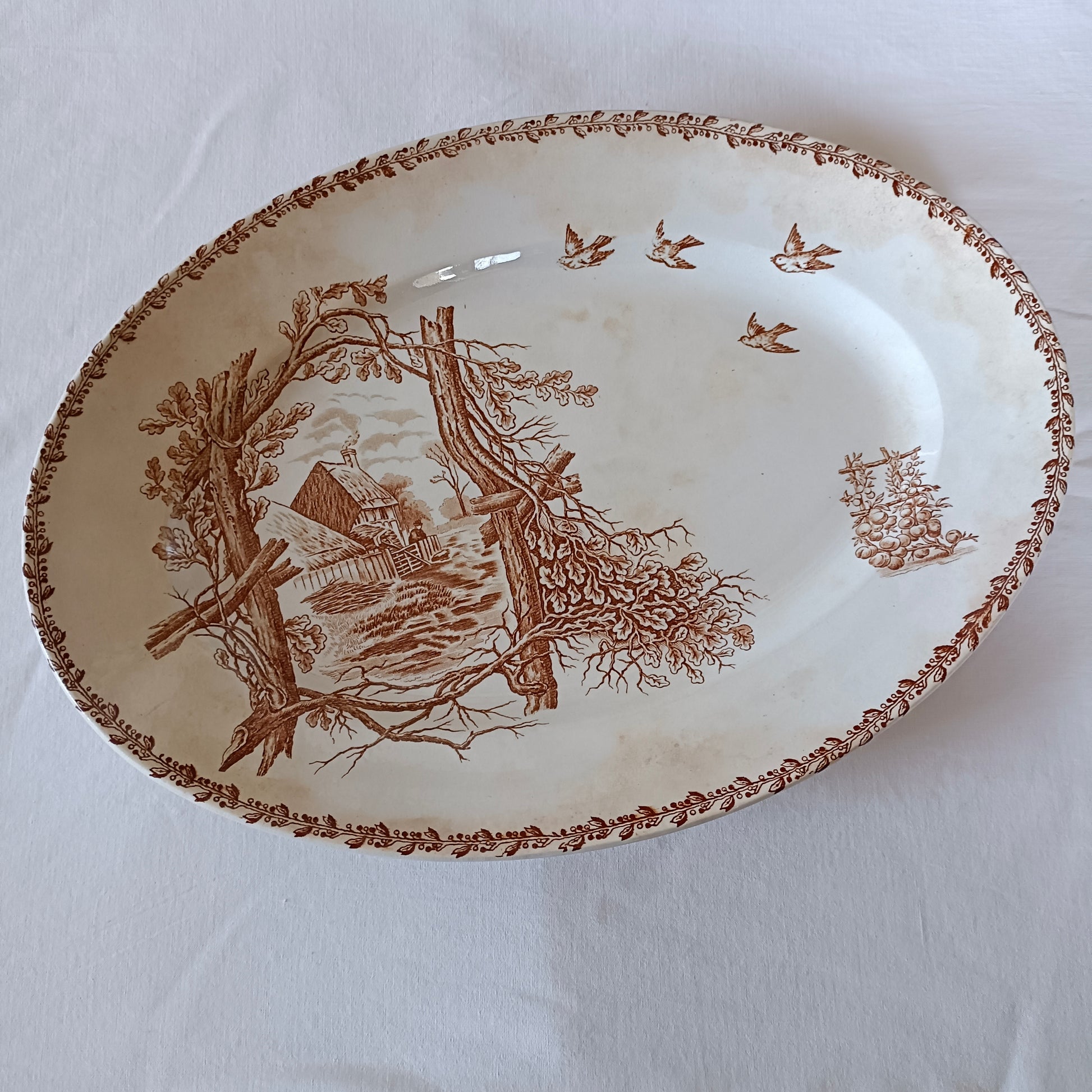 Plat ovale Cottage Compagnie Franco-Anglaise