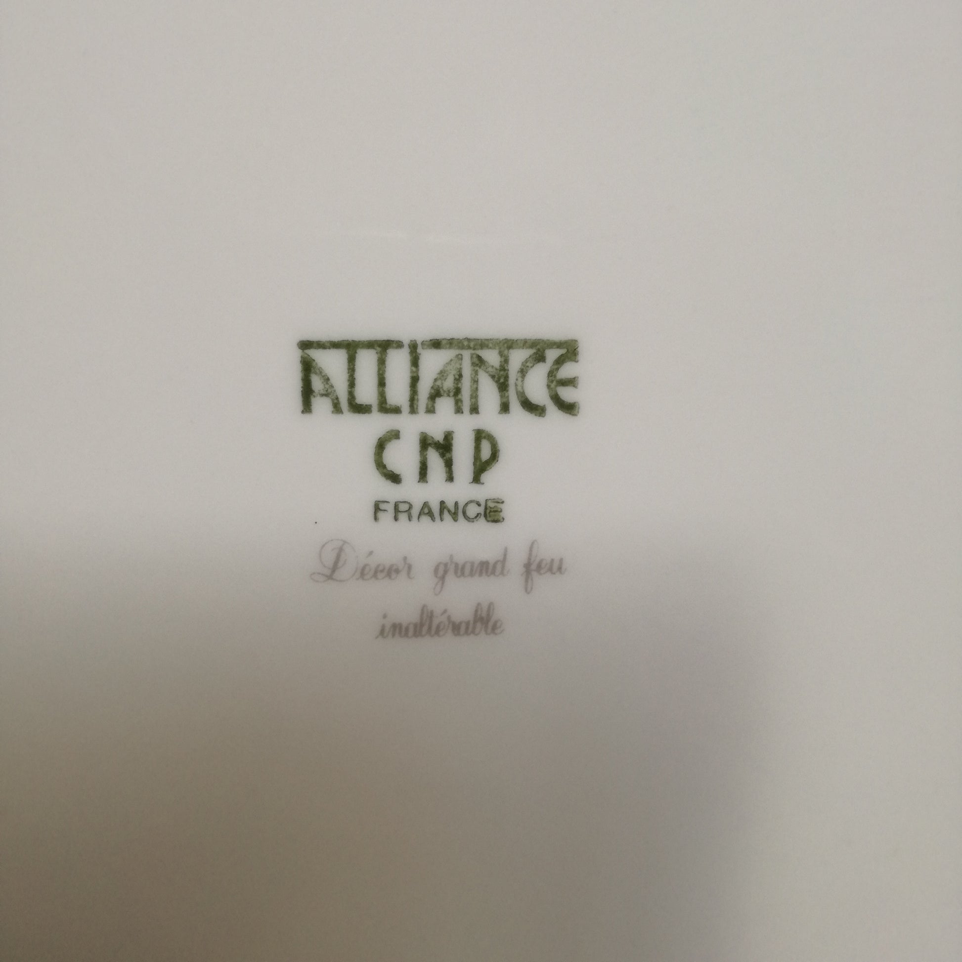 Plat  Compagnie nationale de porcelaine (CNP)