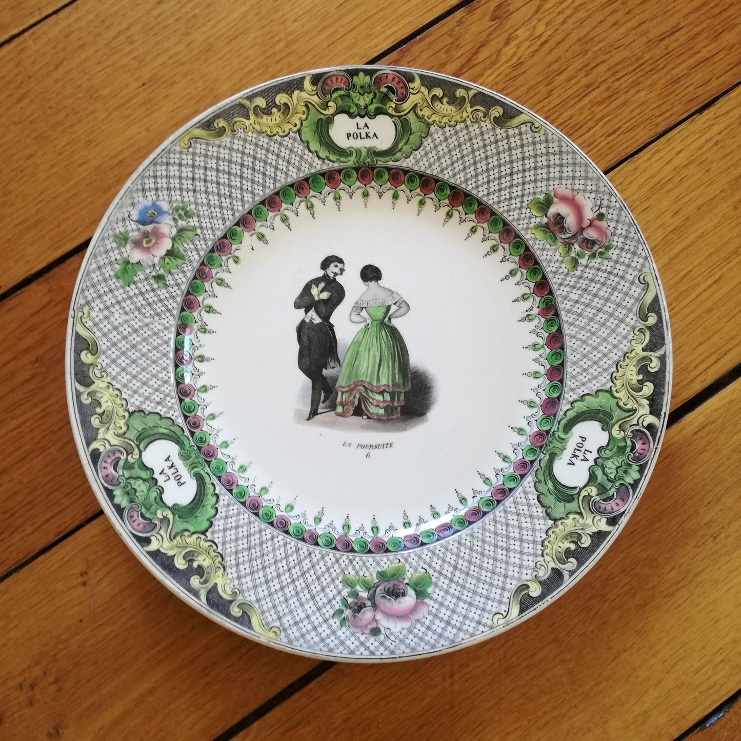 Assiette parlante La Polka Creil & Montereau