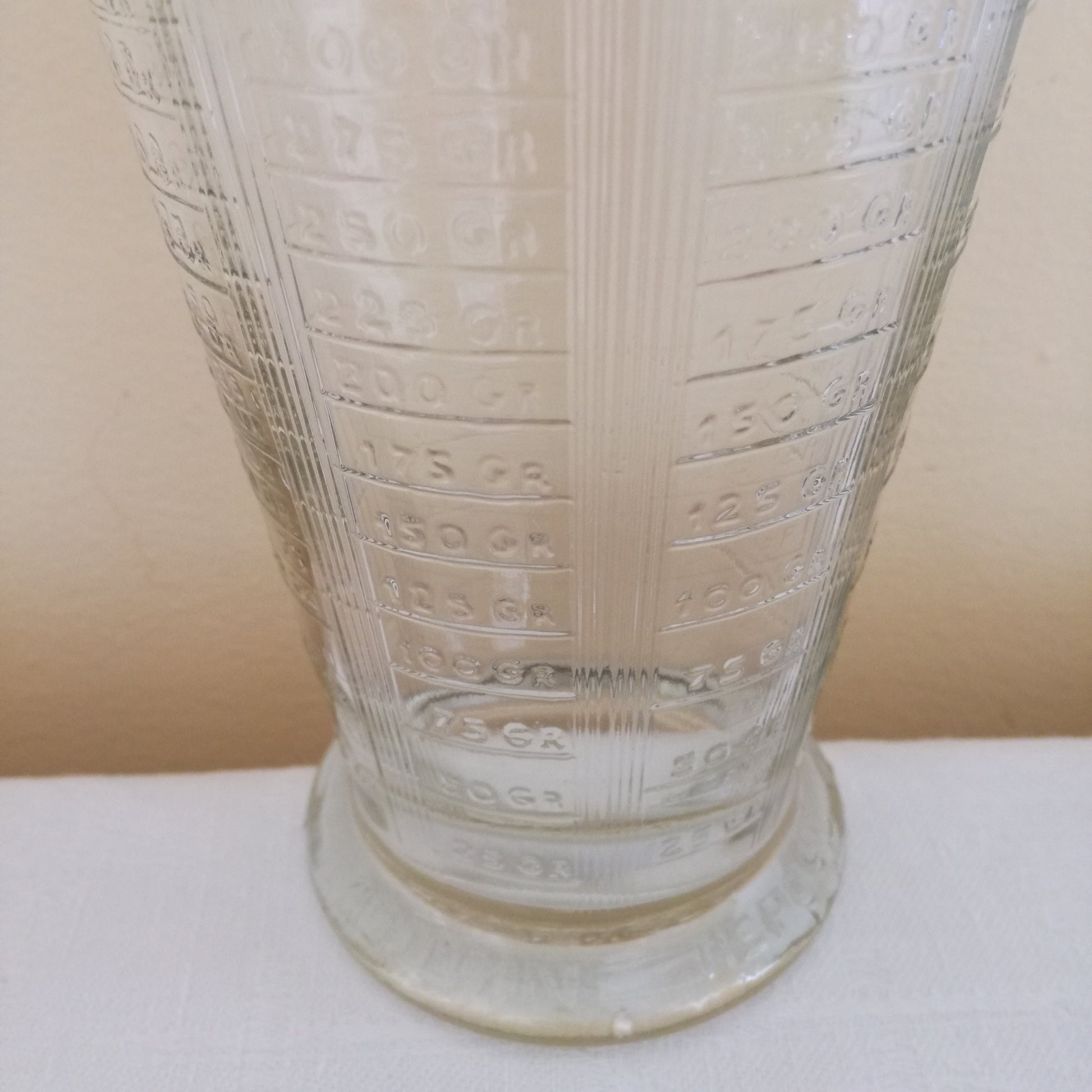 Verre doseur / mesureur  Mougin
