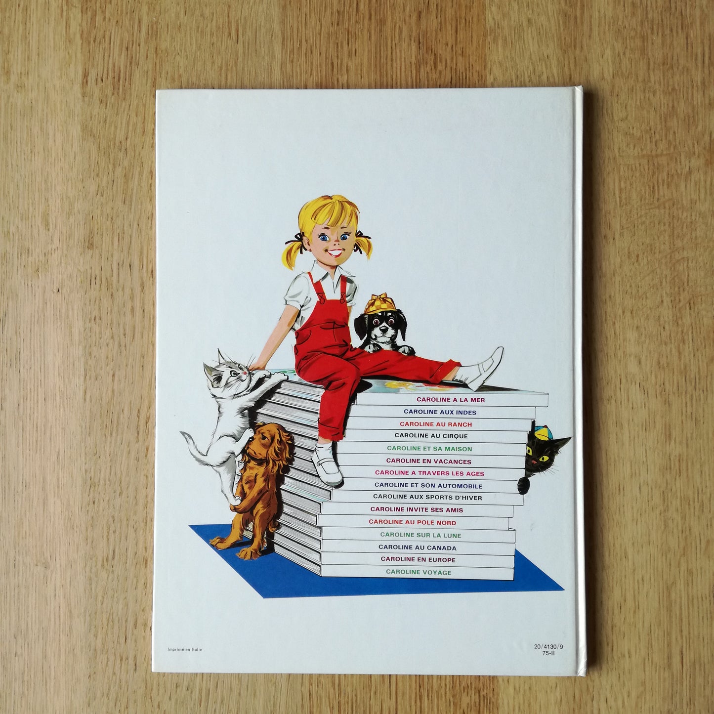 Livre jeunesse Caroline Hachette