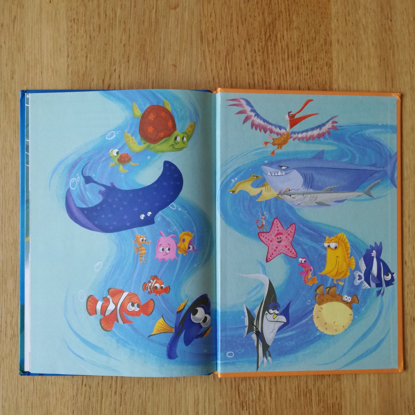 Livre jeunesse Disney Club du Livre Hachette