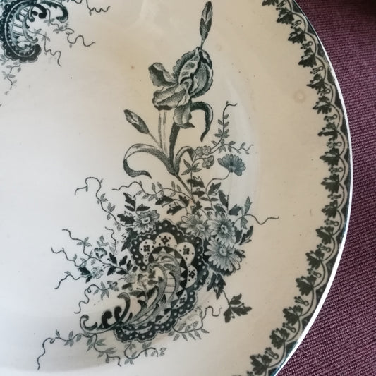 Assiette - creuse / calotte  