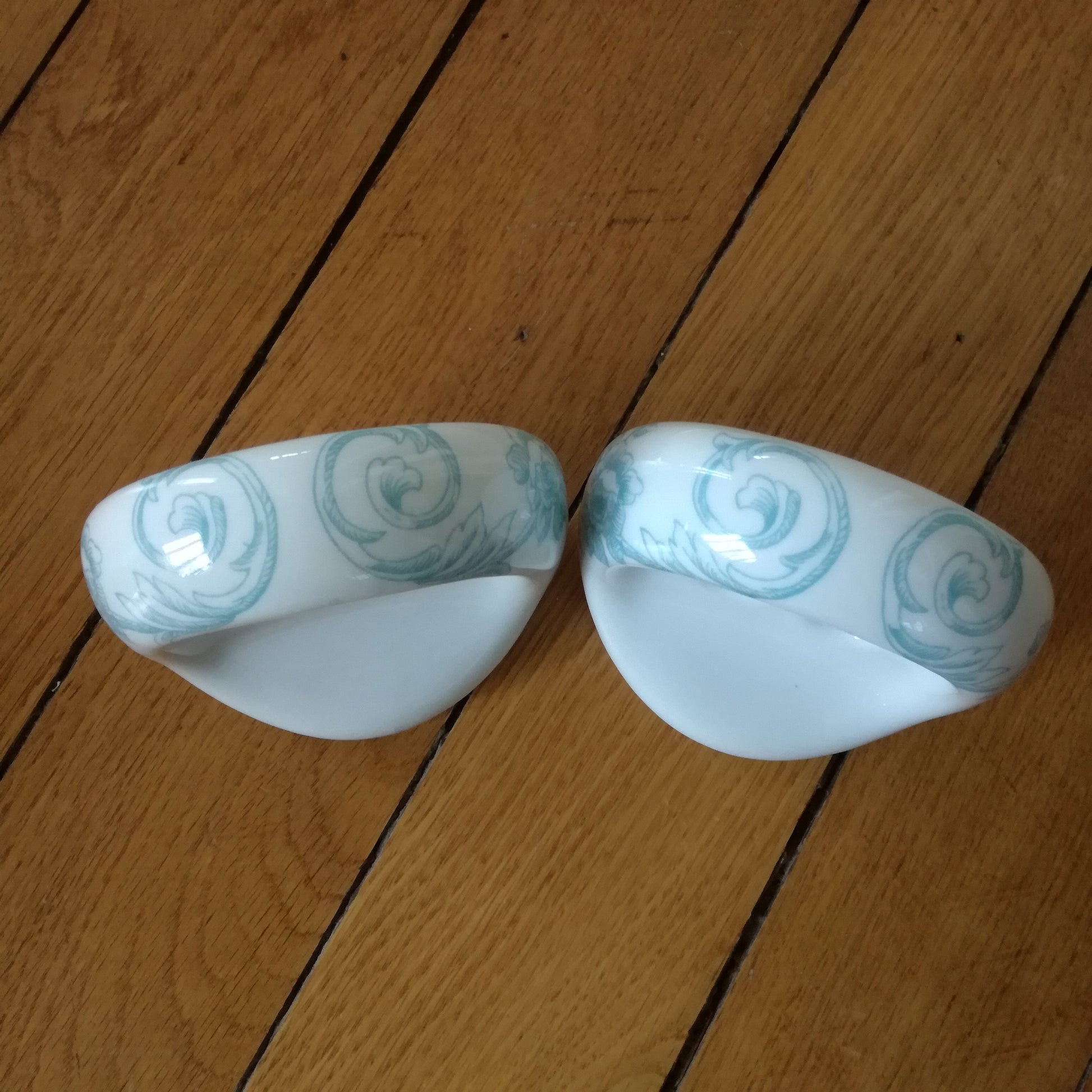 Porte brosse à dents mural  Porcelaine de Paris