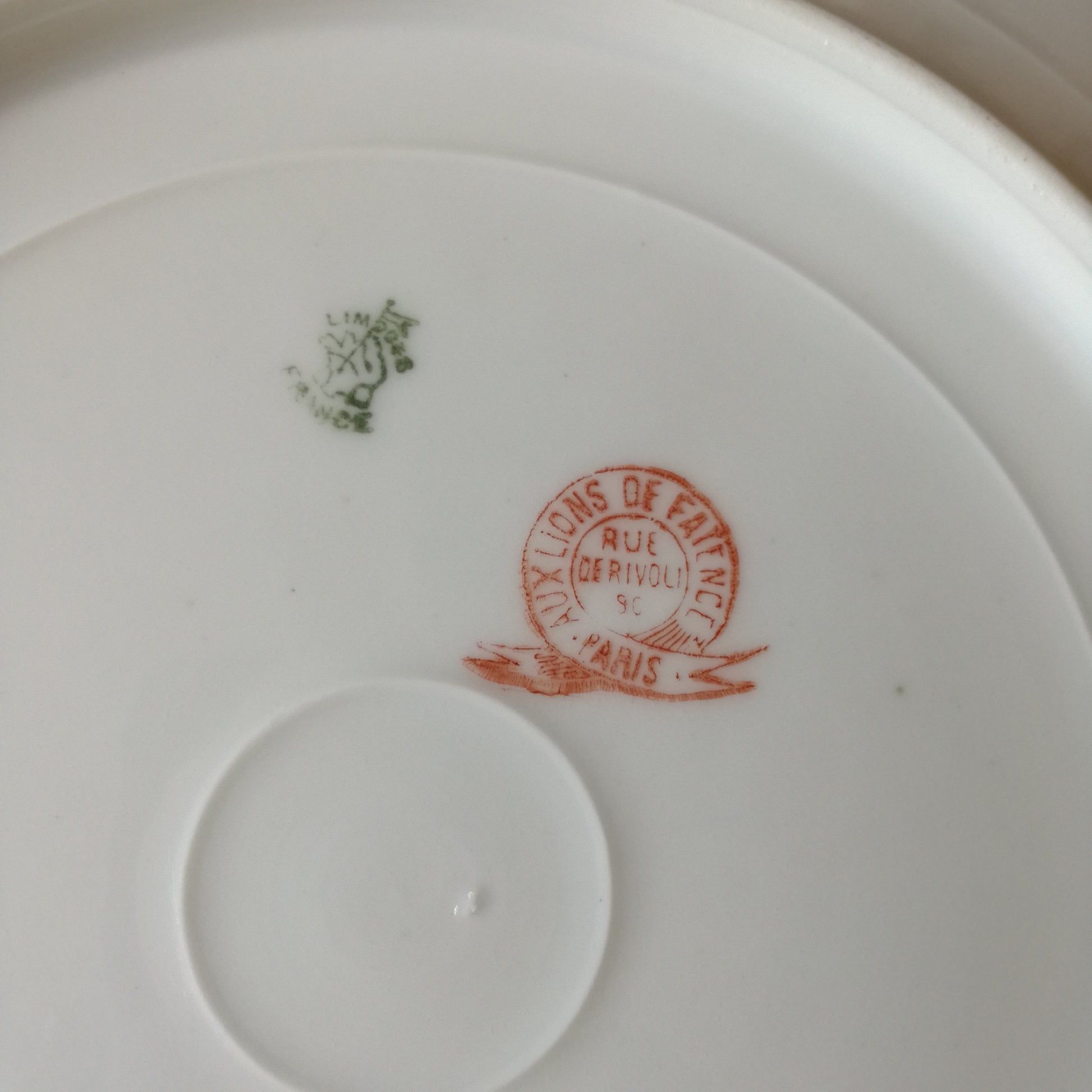 Plat  Aux Lions de Faïence