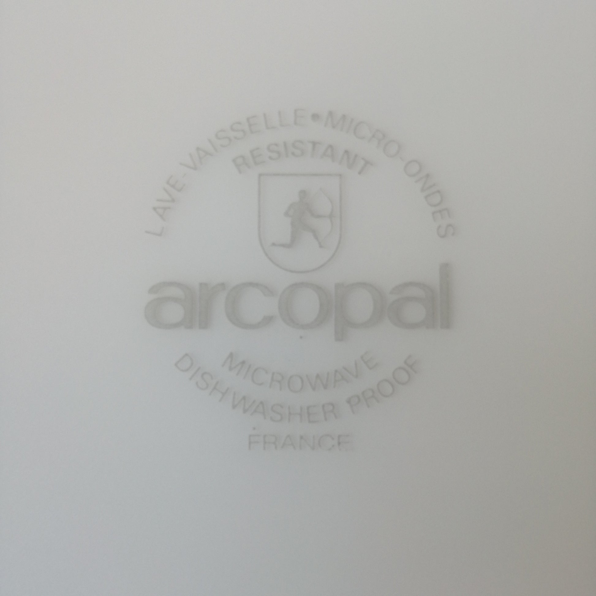 Assiette - creuse / calotte  Arcopal