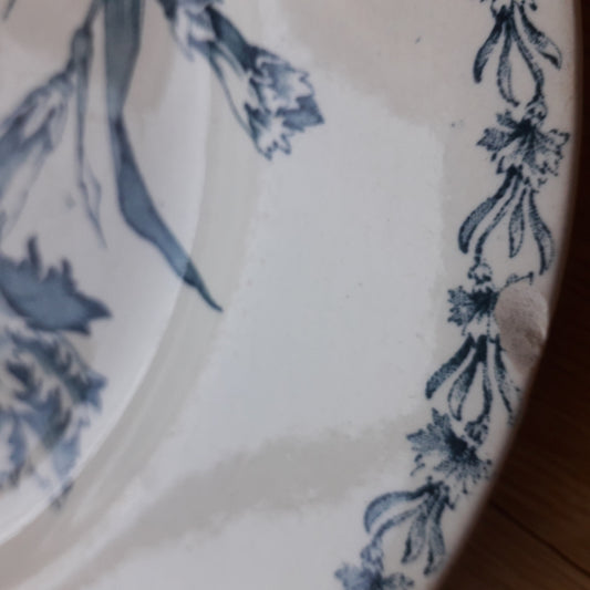 Assiette Œillet Lunéville (K & G - Keller & Guérin)