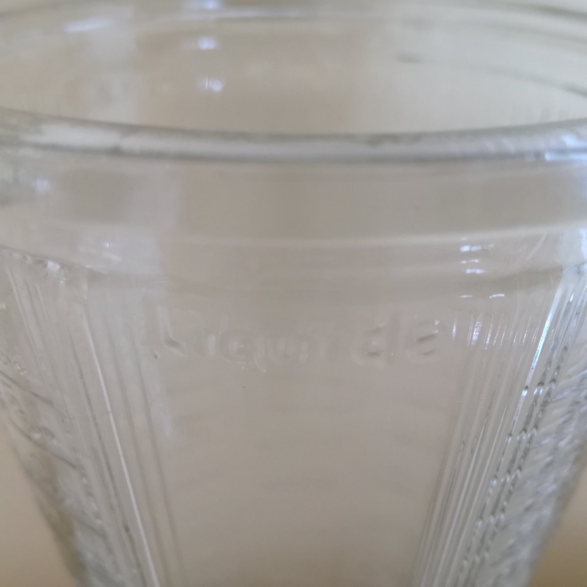 Verre doseur / mesureur  Mougin