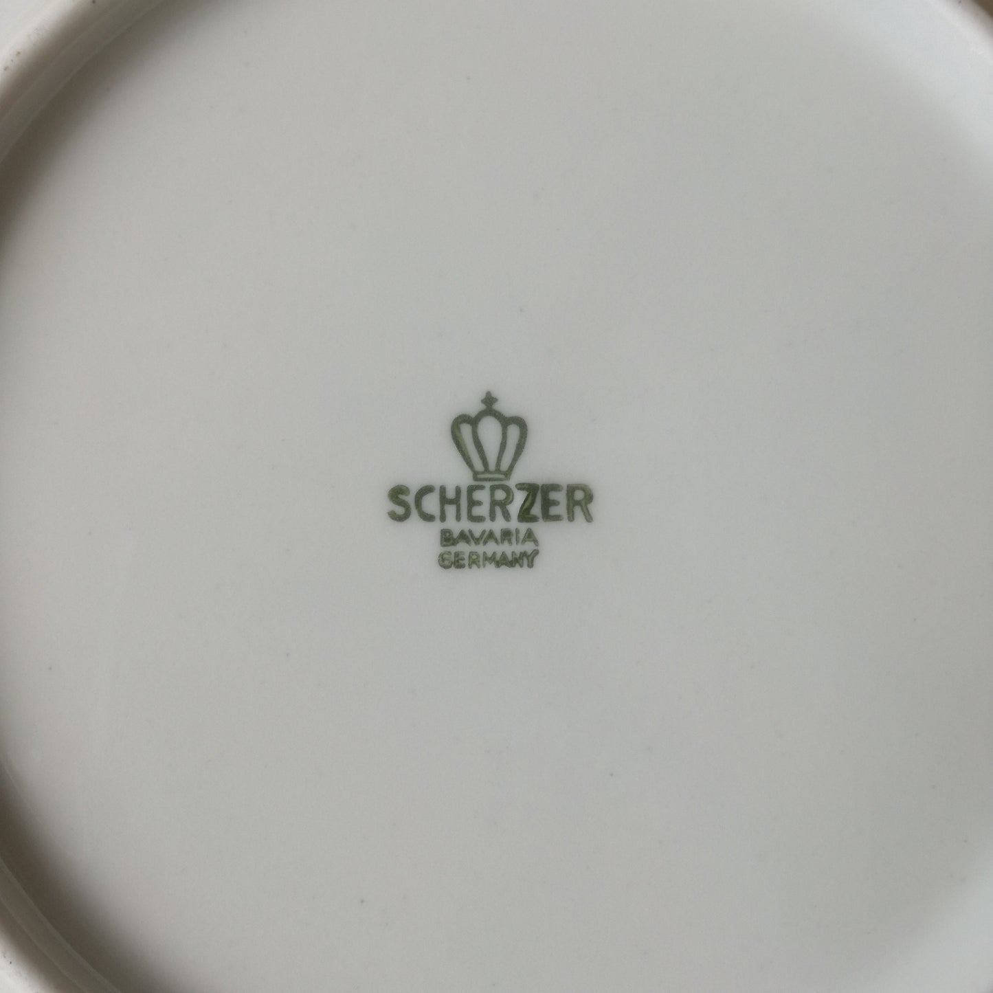 Assiette - creuse / calotte  Scherzer