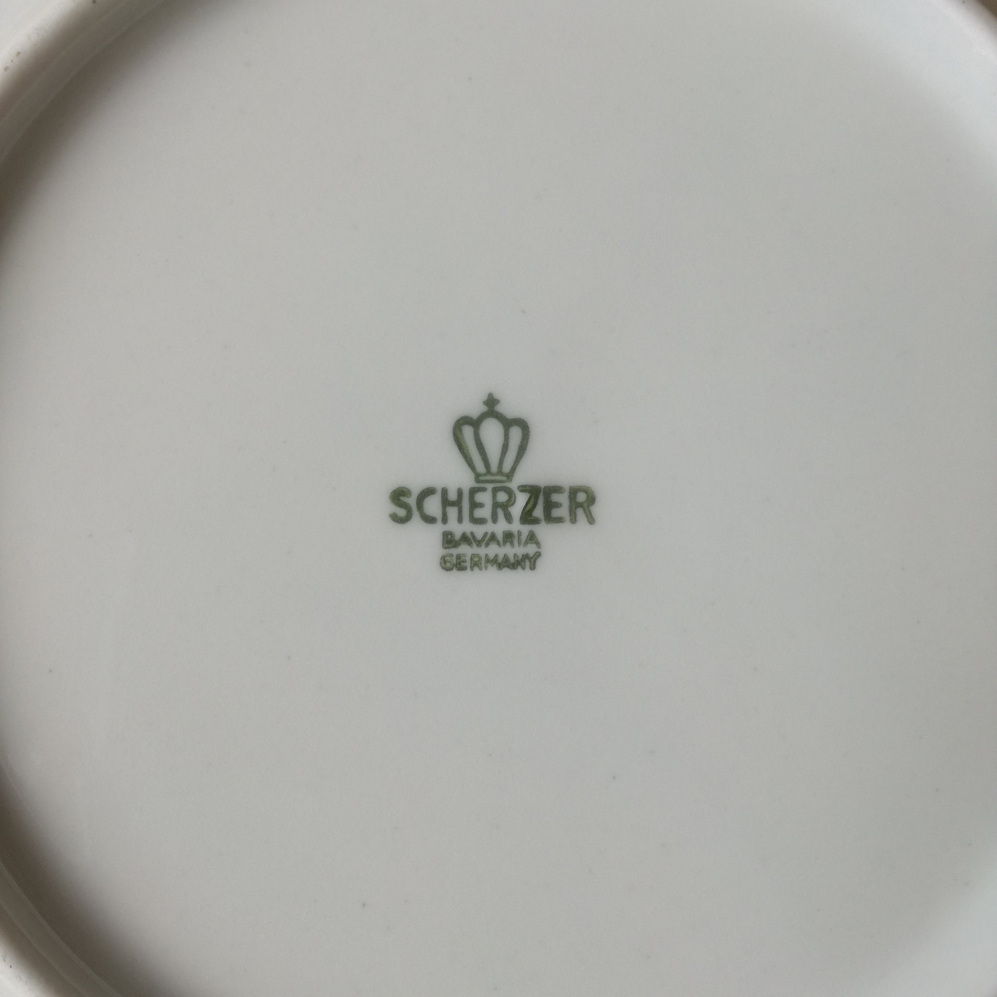 Assiette - creuse / calotte  Scherzer