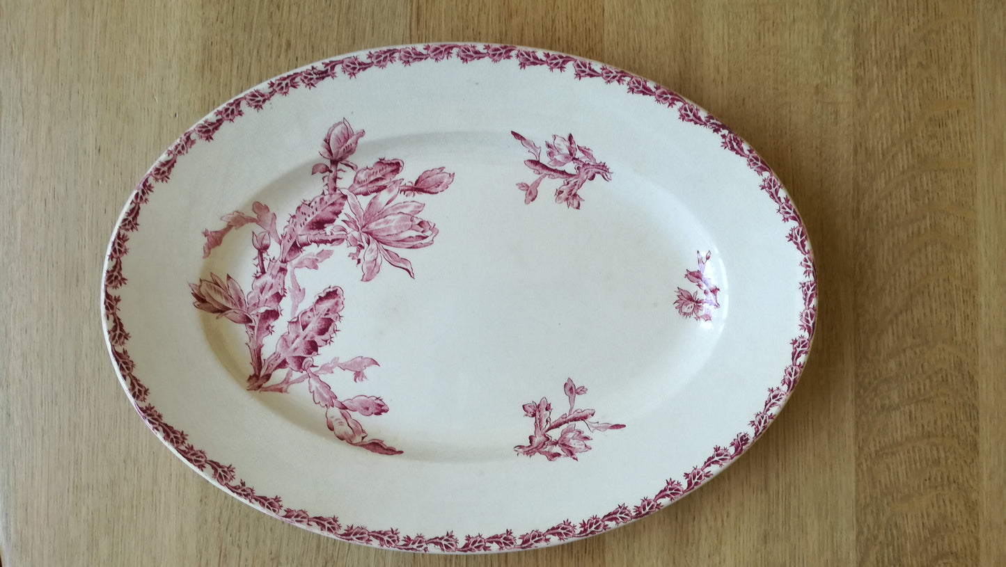 Grand plat ovale, modèle "Cactus" rose, Gien