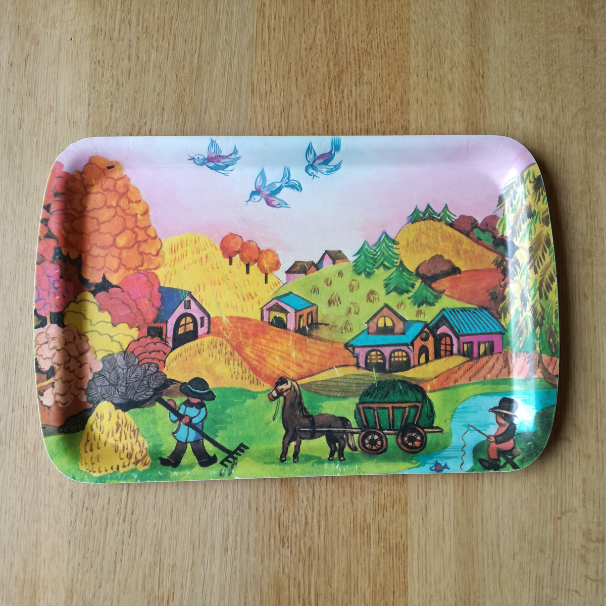 Petit plateau à décor champêtre