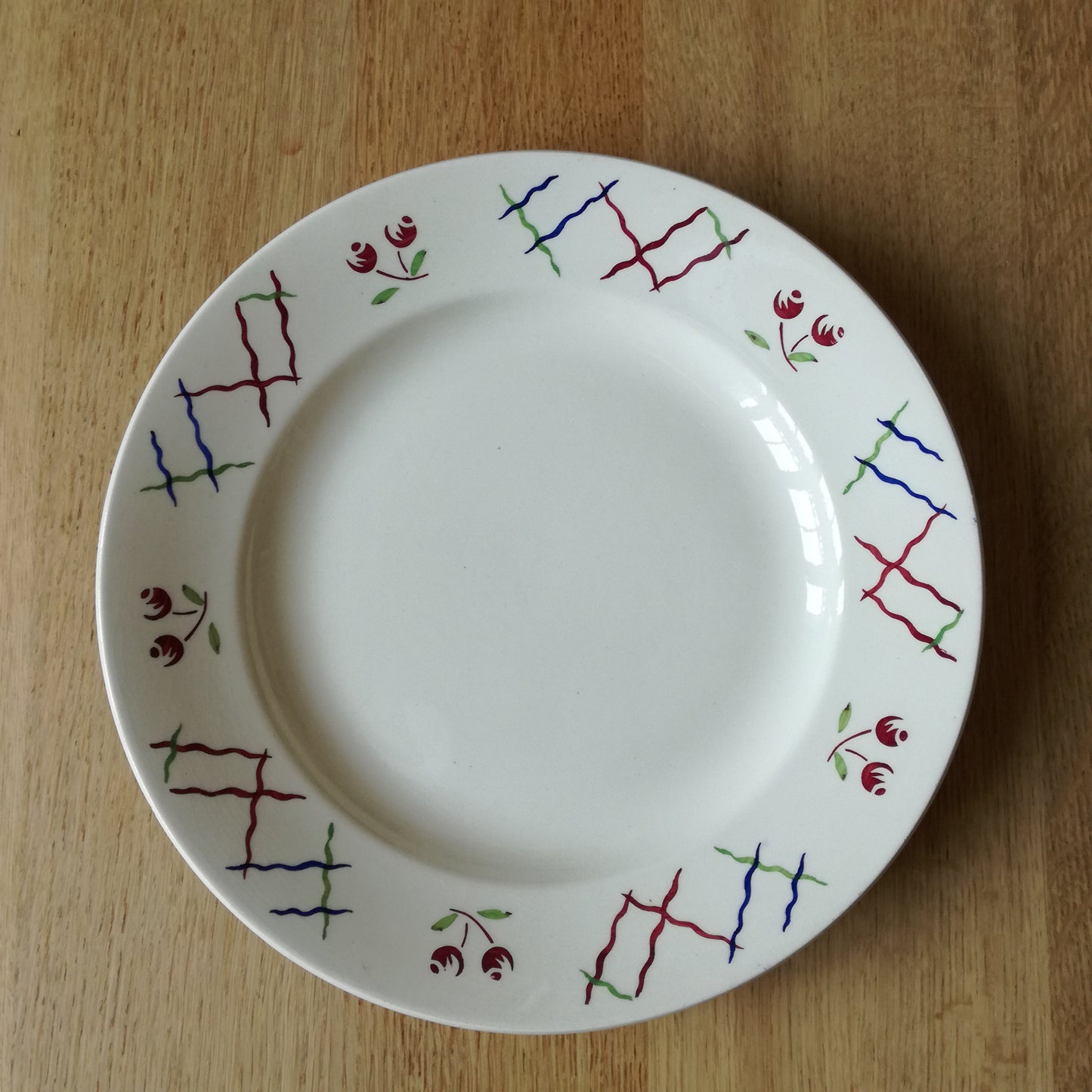 Grand plat rond, modèle Trianon, K & G Lunéville